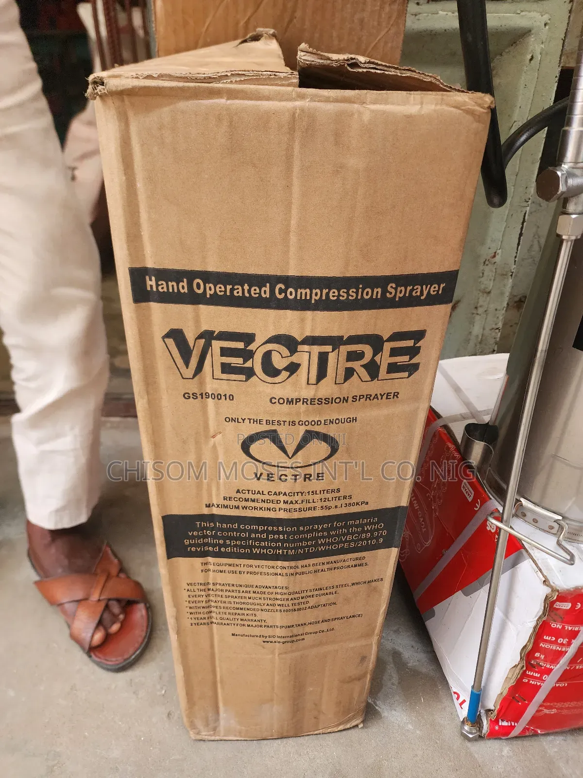 Vectre Hand Operated Compression Sprayer (15litres)