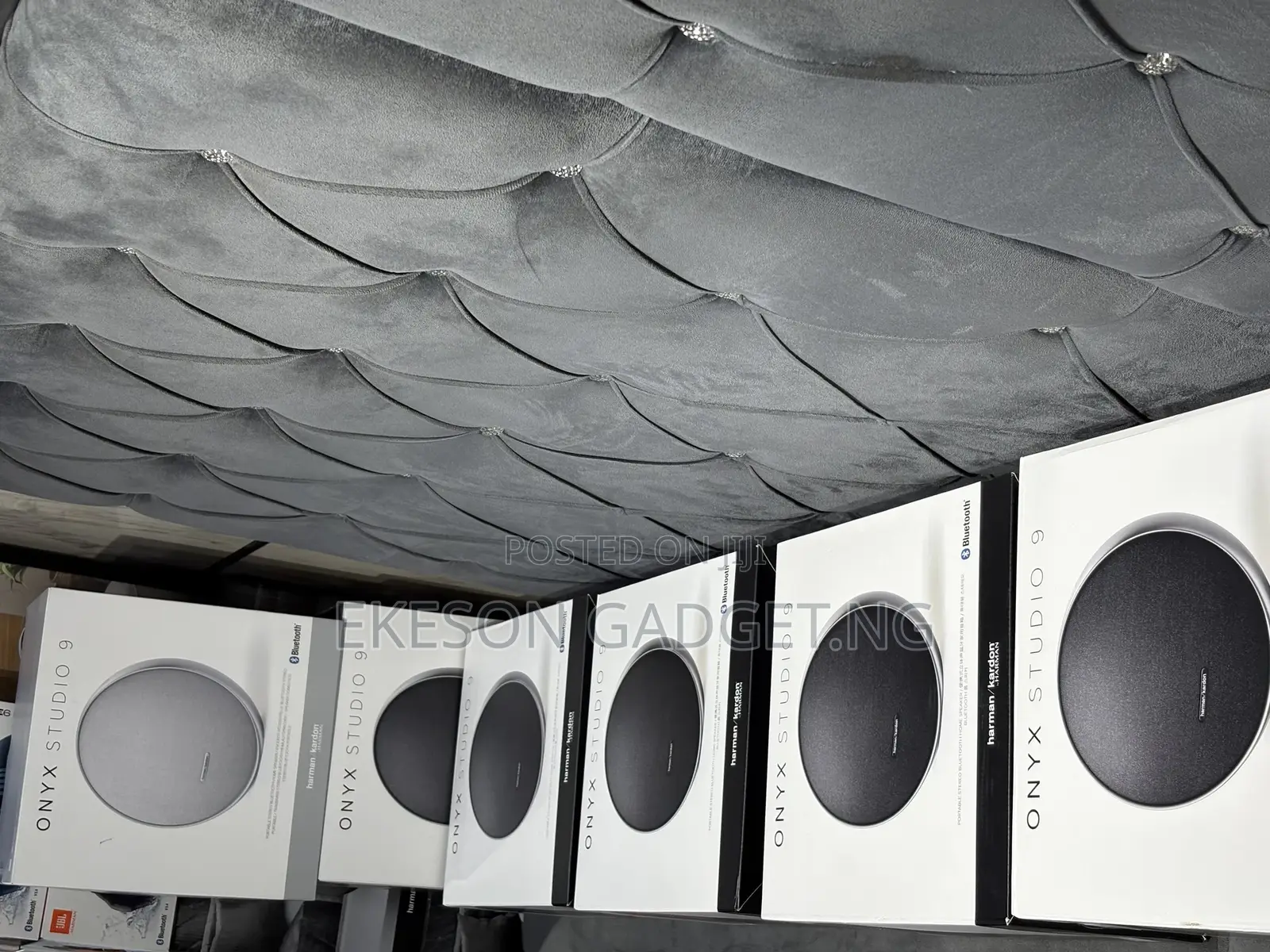 Brandnew Harman Kardon Onyx Studio 9 Speaker