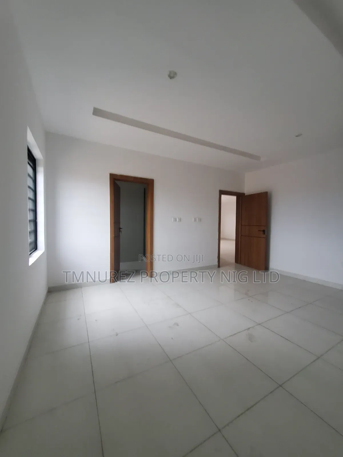 2bdrm Apartment in Lekki Phase1 for sale