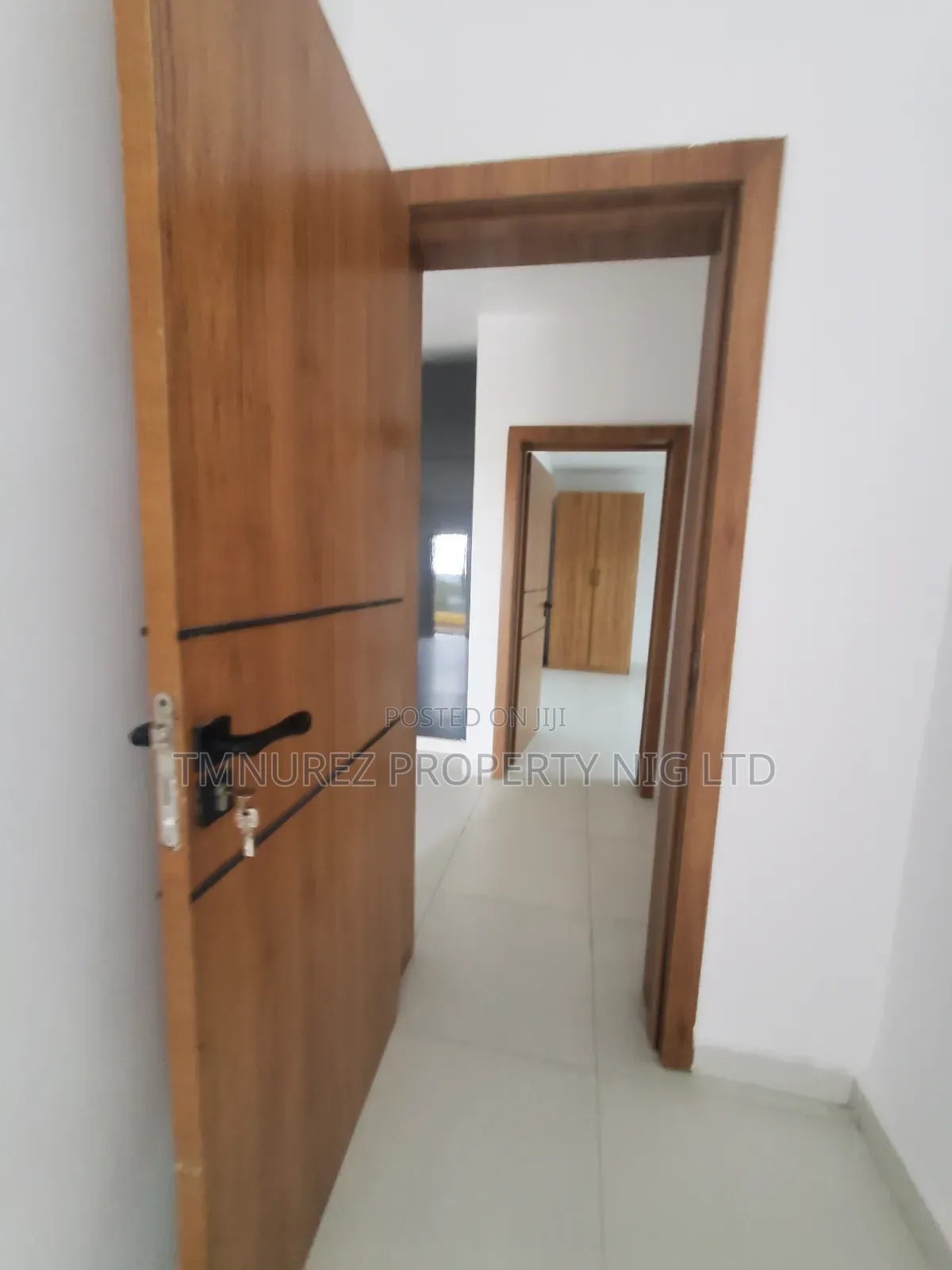2bdrm Apartment in Lekki Phase1 for sale
