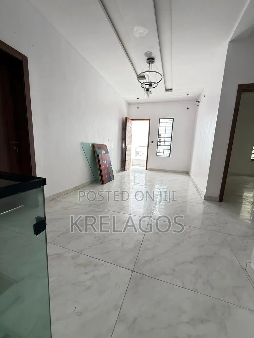 5bdrm Duplex in Orchid, Chevron for sale
