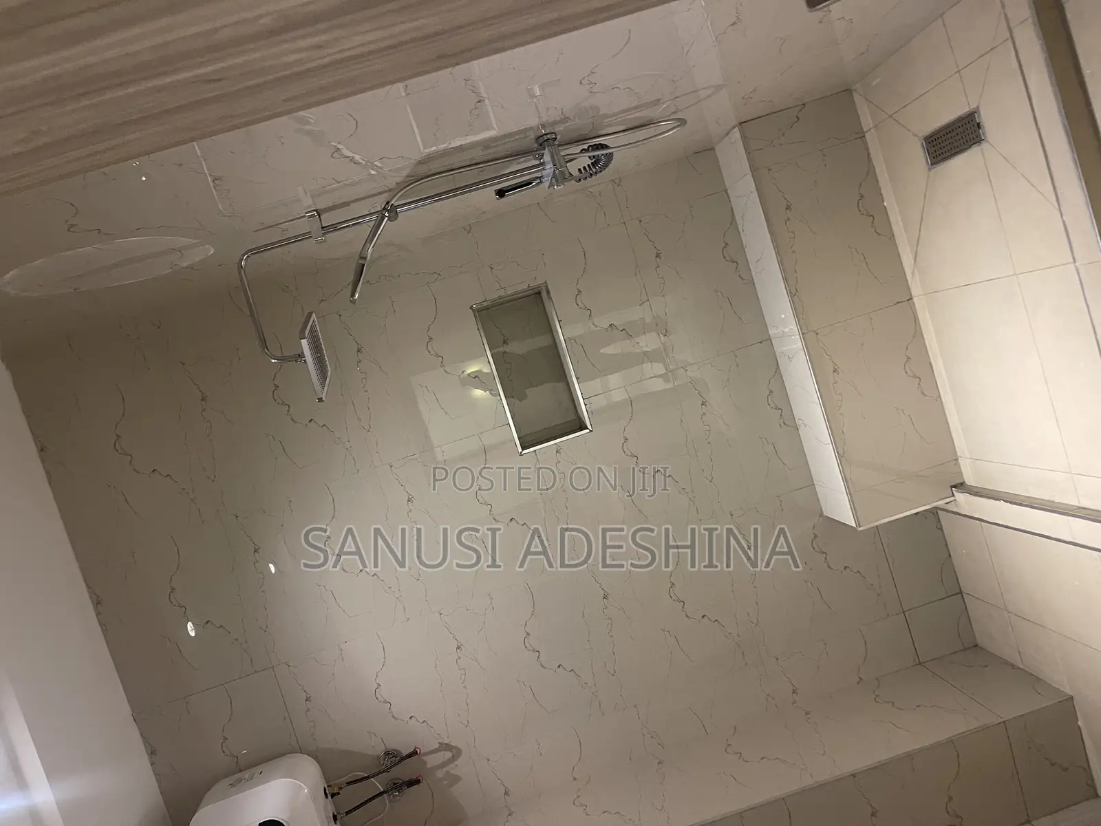 5bdrm Duplex in Dawaki,Close To for sale