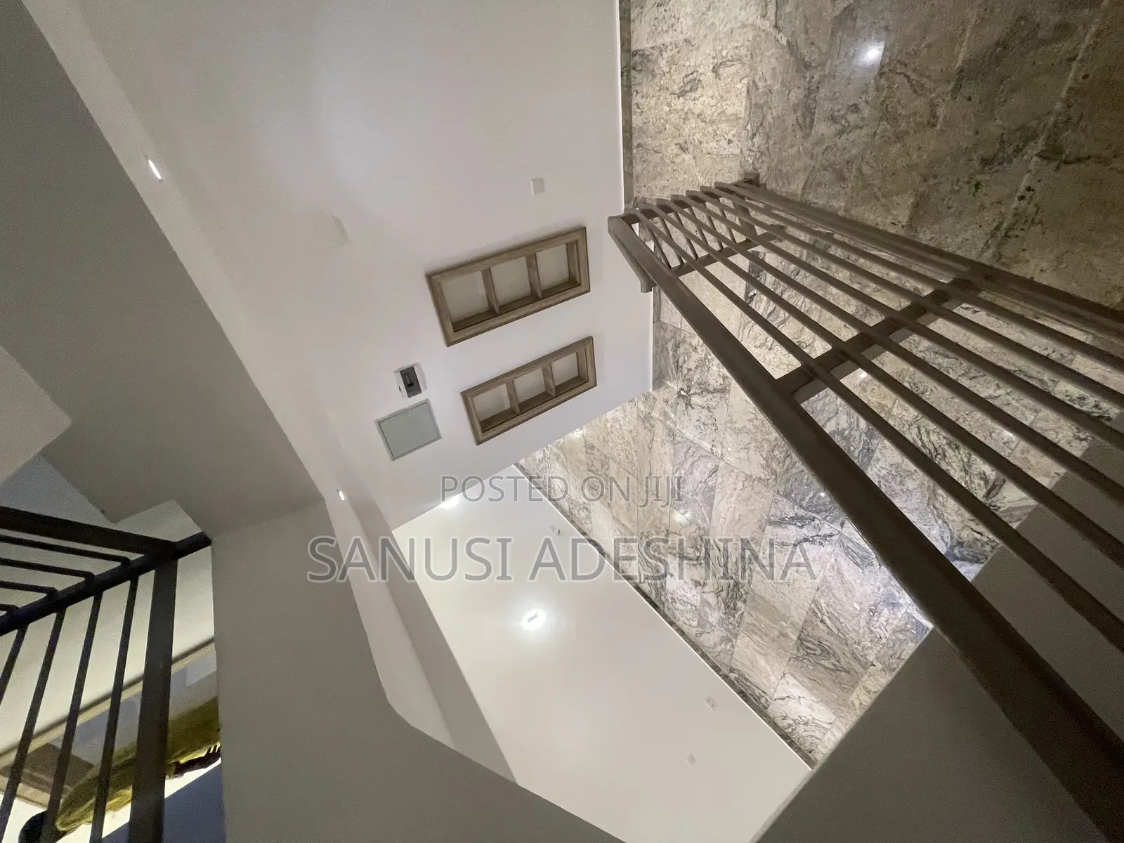 5bdrm Duplex in Dawaki,Close To for sale