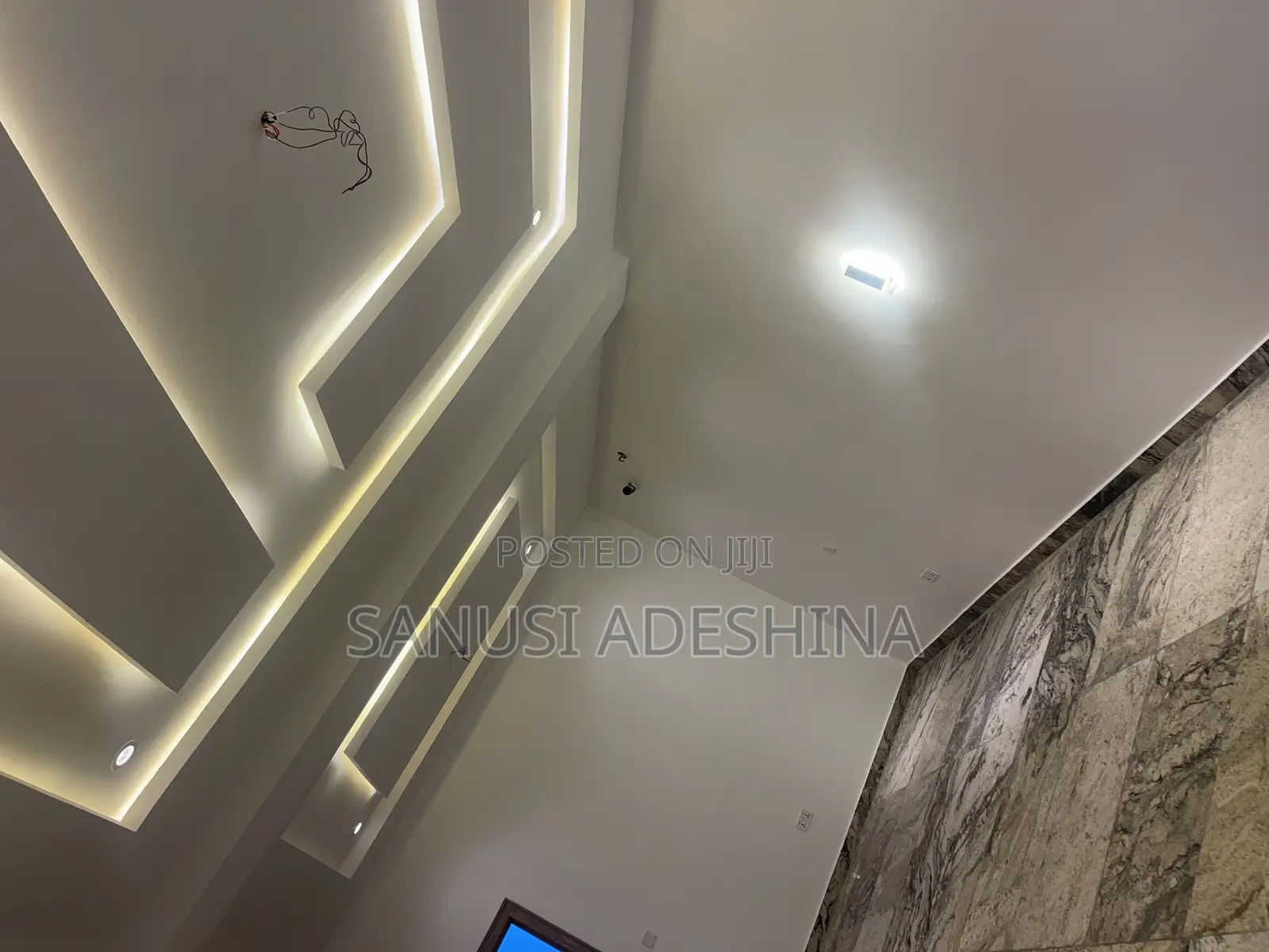 5bdrm Duplex in Dawaki,Close To for sale