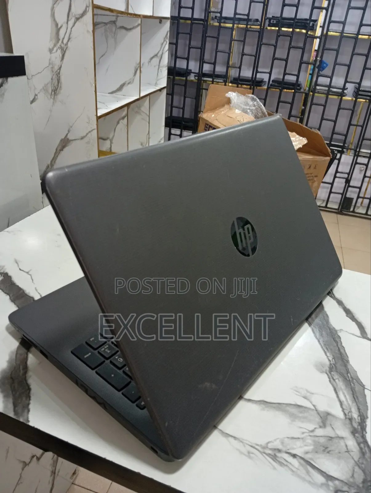 Laptop HP 255 G8 8GB AMD Ryzen 3 SSD 128GB