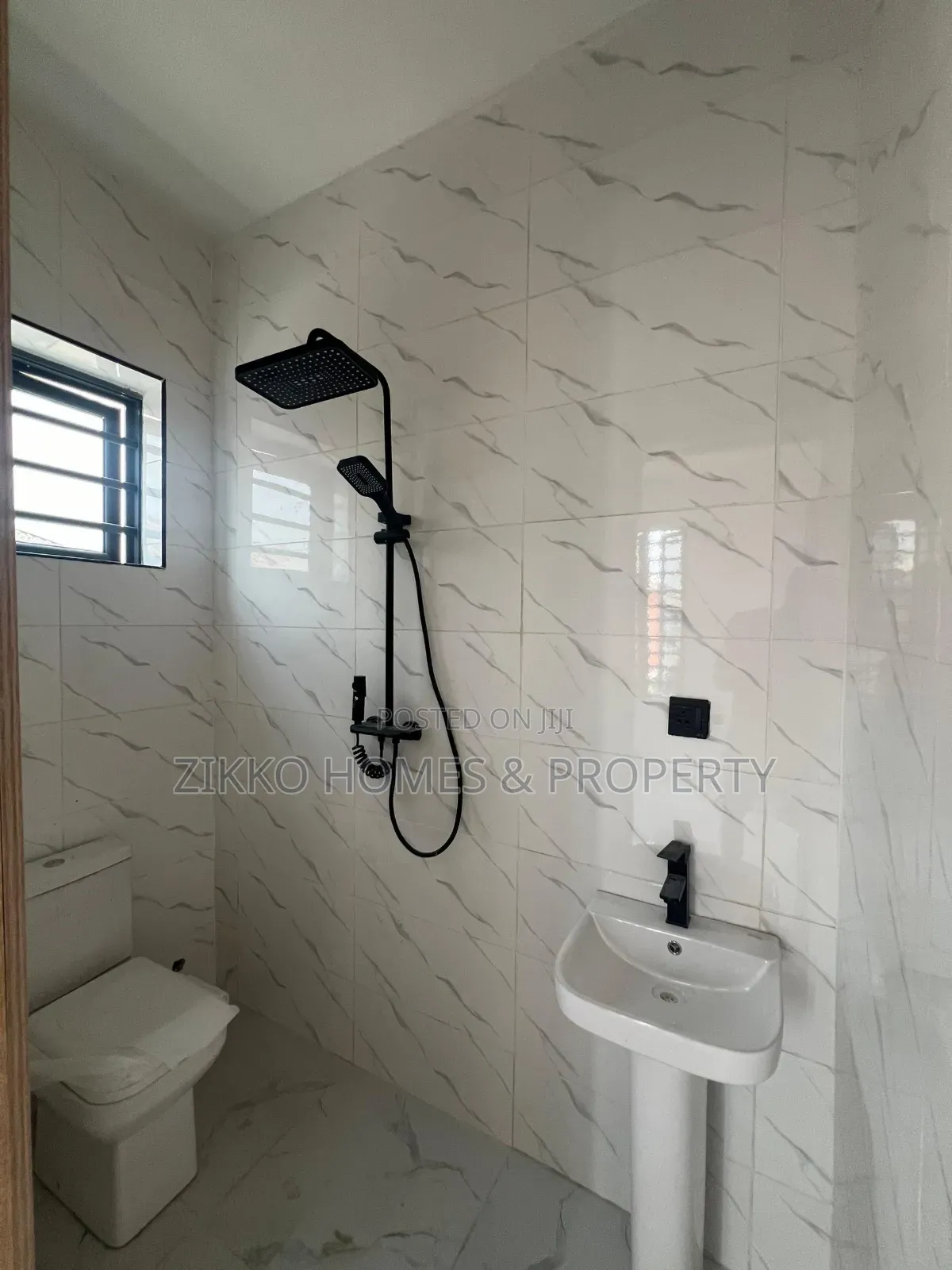 4bdrm Duplex in Ajah, Lekki for sale