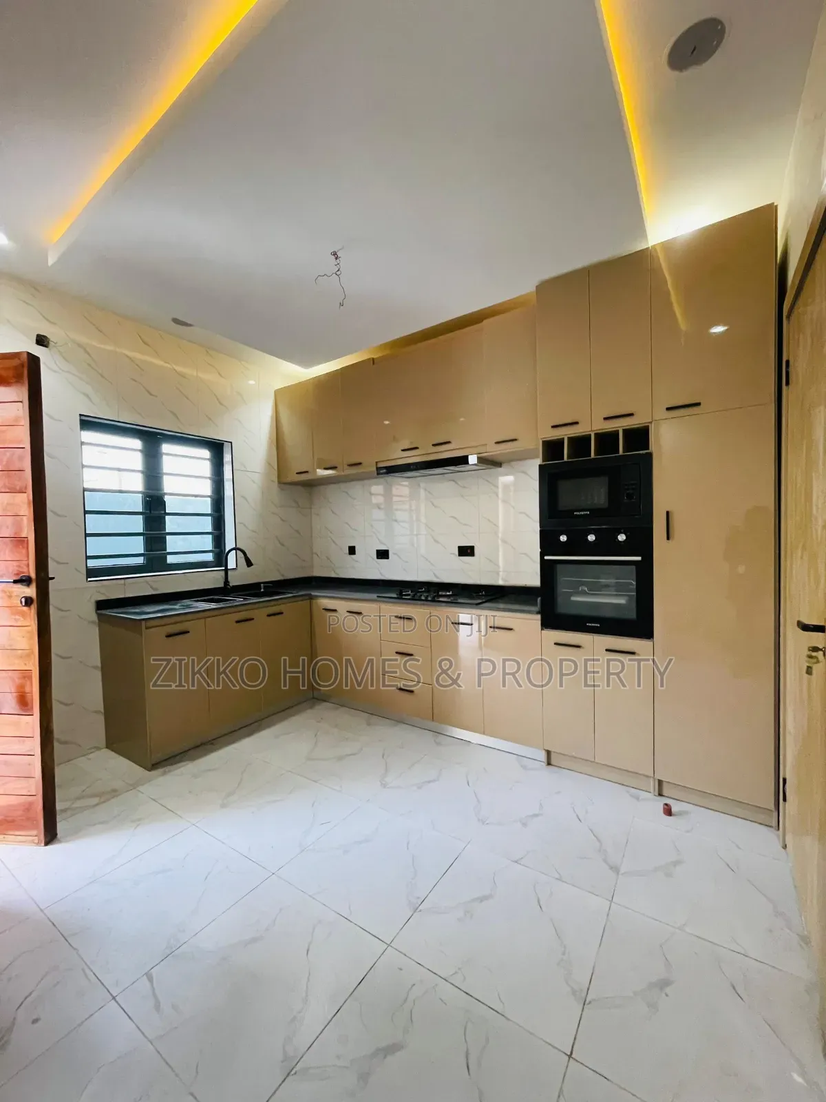 4bdrm Duplex in Ajah, Lekki for sale