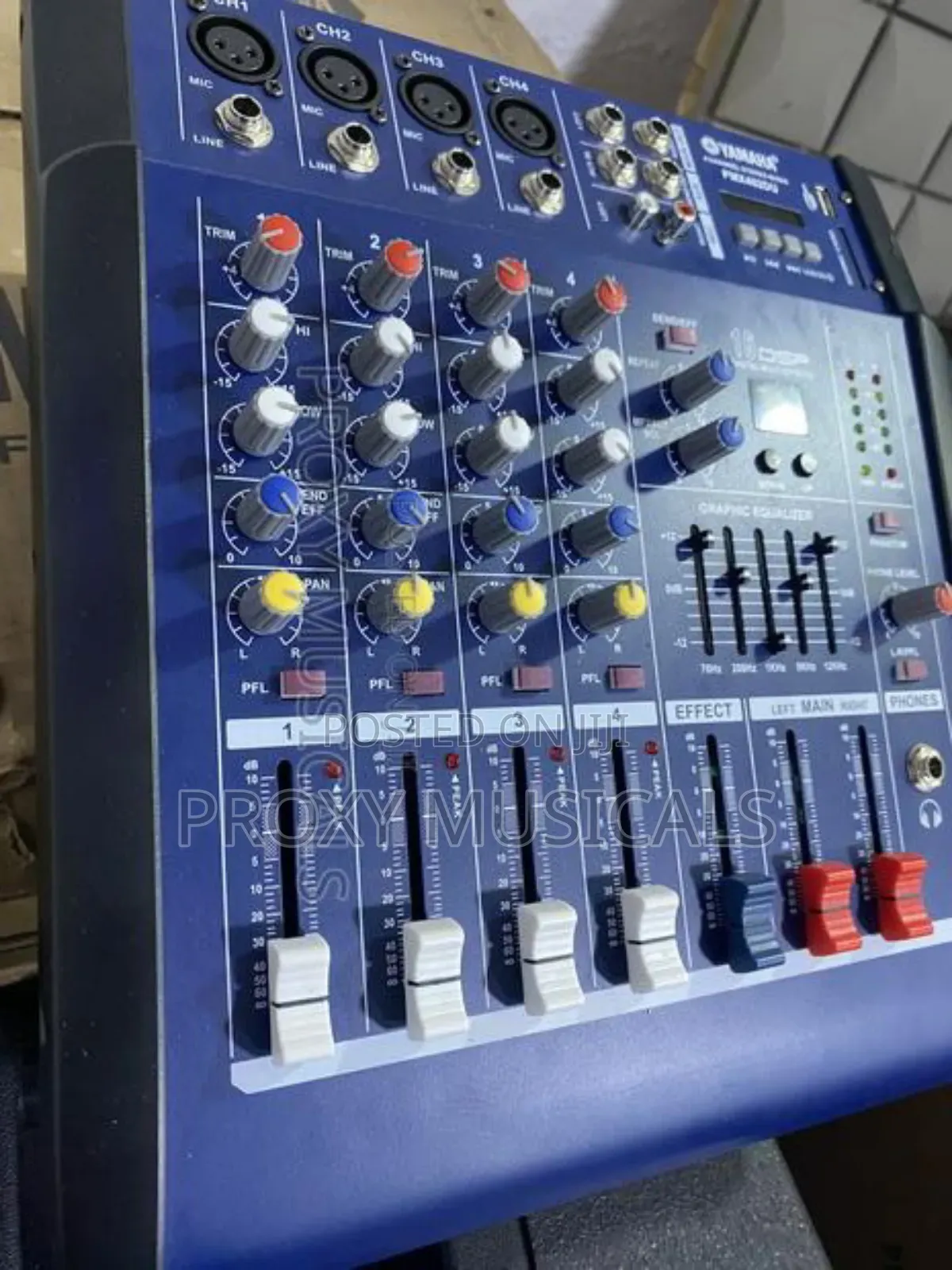 Yamaha 4 Channels Powered Mixer