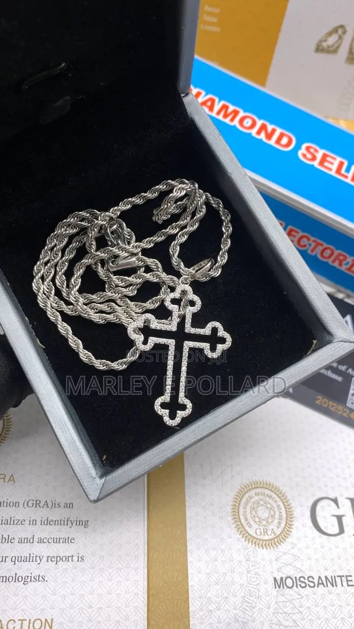 Moissanite Cross Pendant Chain