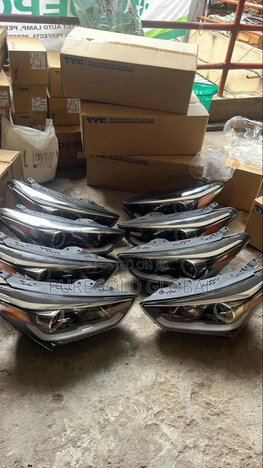 Santafe Grand 2018 Model Headlamps
