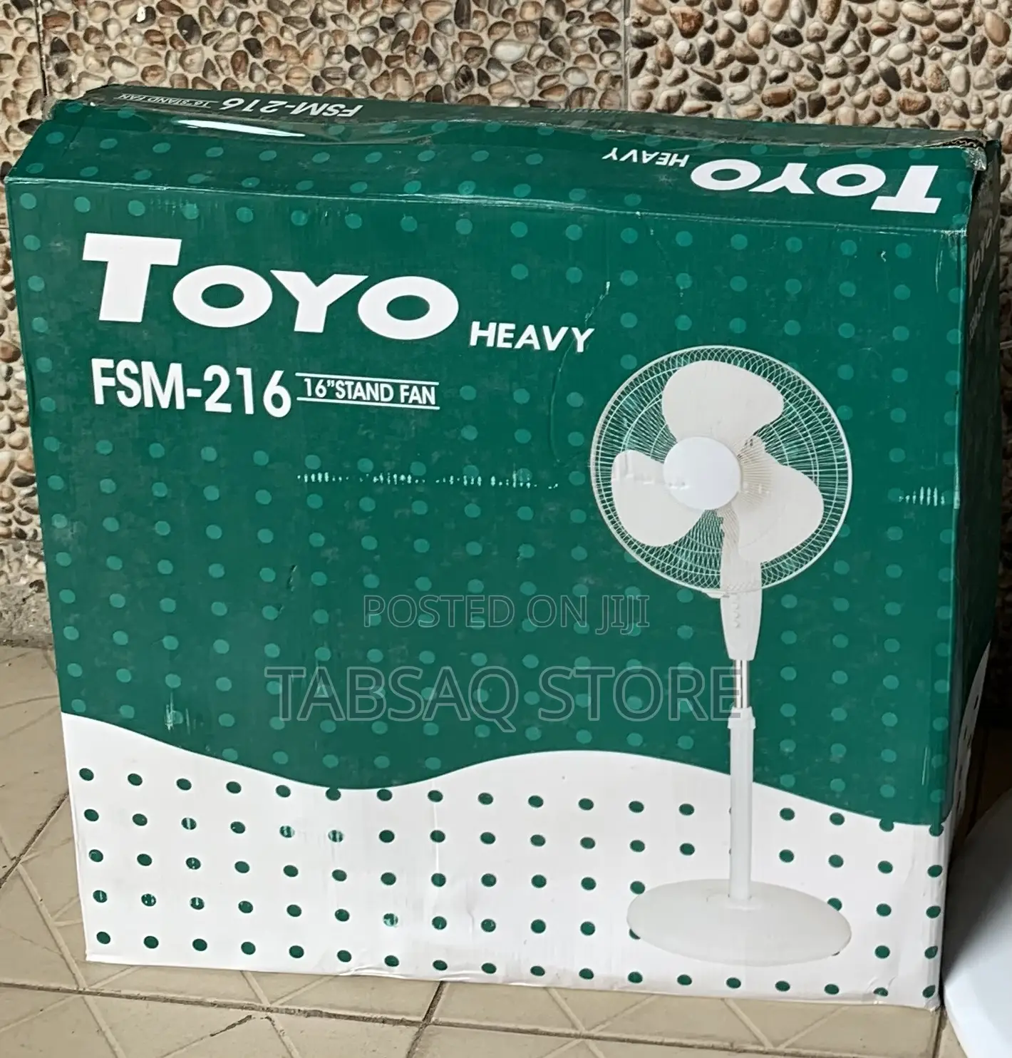 Toyo Heavy 16-inch Stand Fan