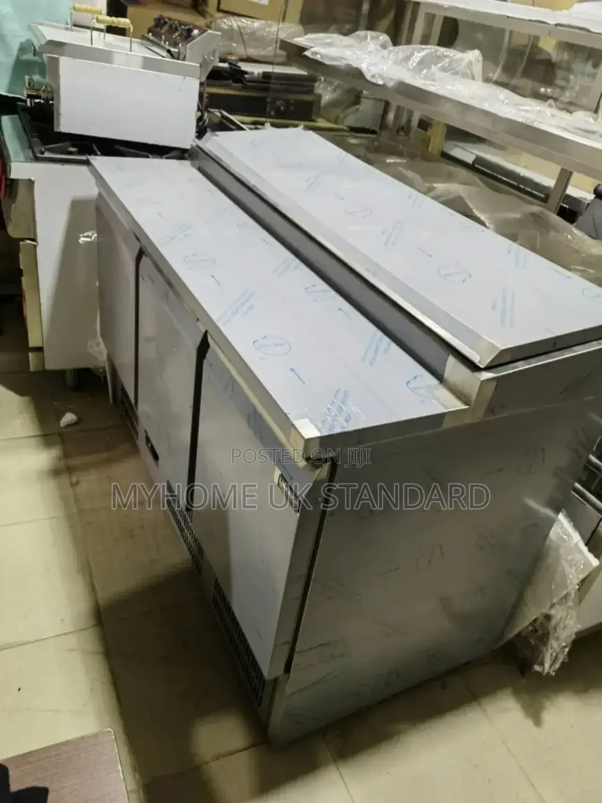 Commercial Stainless Steel Salad Bar, Three Solid Doors 5ft