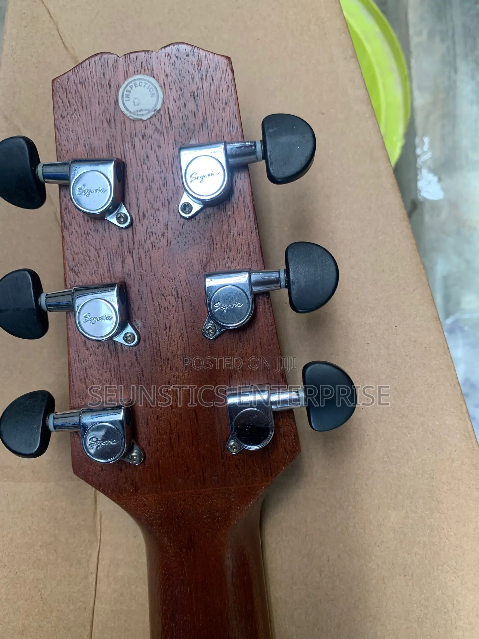 Quality Segovia F20 Pure Acoustic Guitar