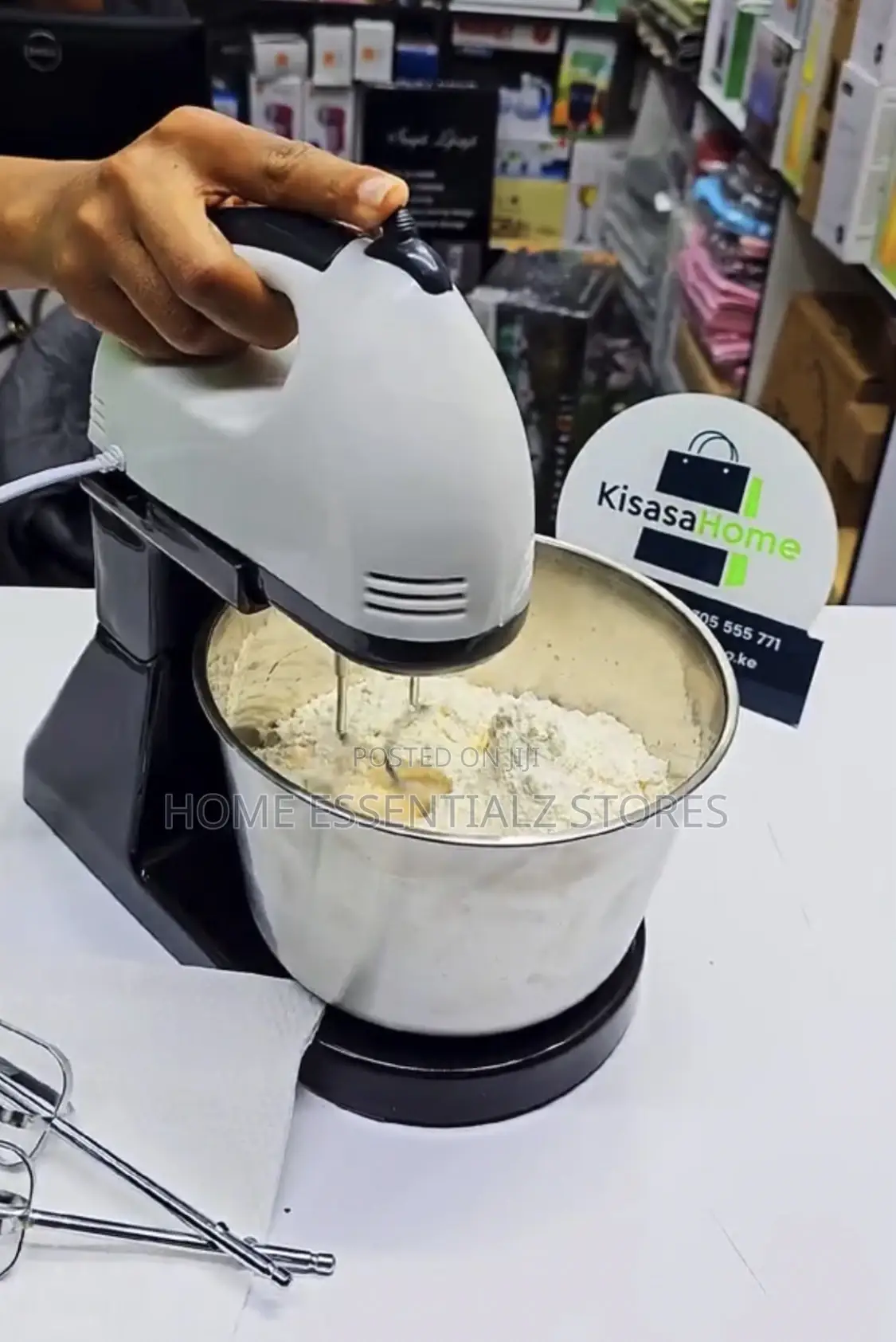 Free Stand and Hand-Held Flour Mixer