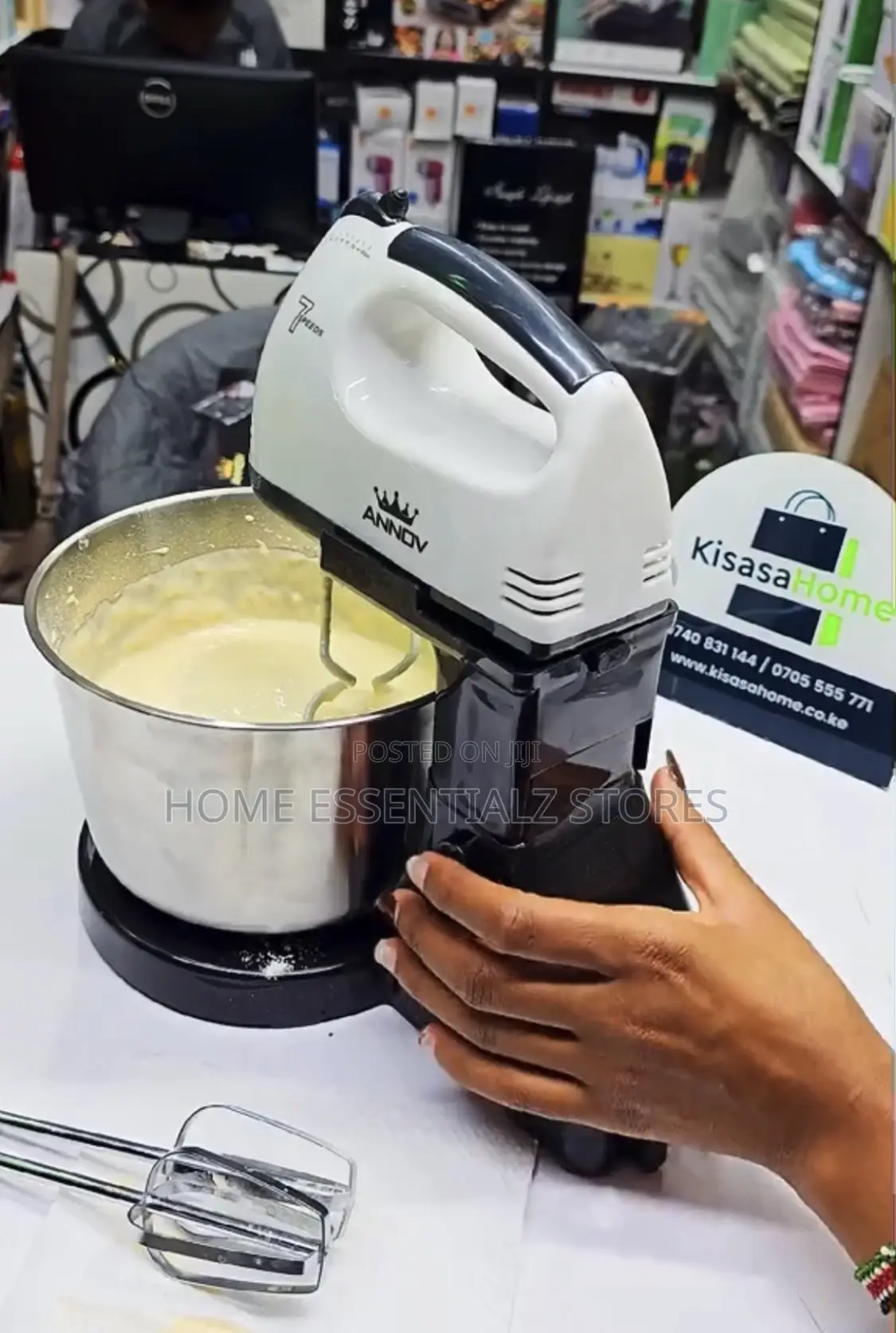 Free Stand and Hand-Held Flour Mixer