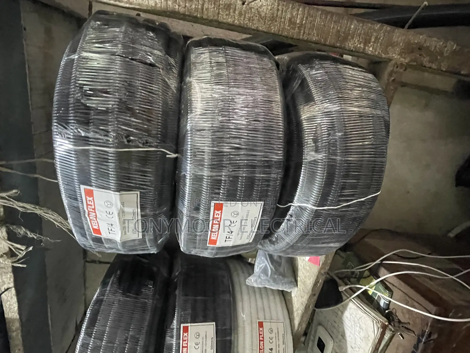 25mm Flexible Pipe Black