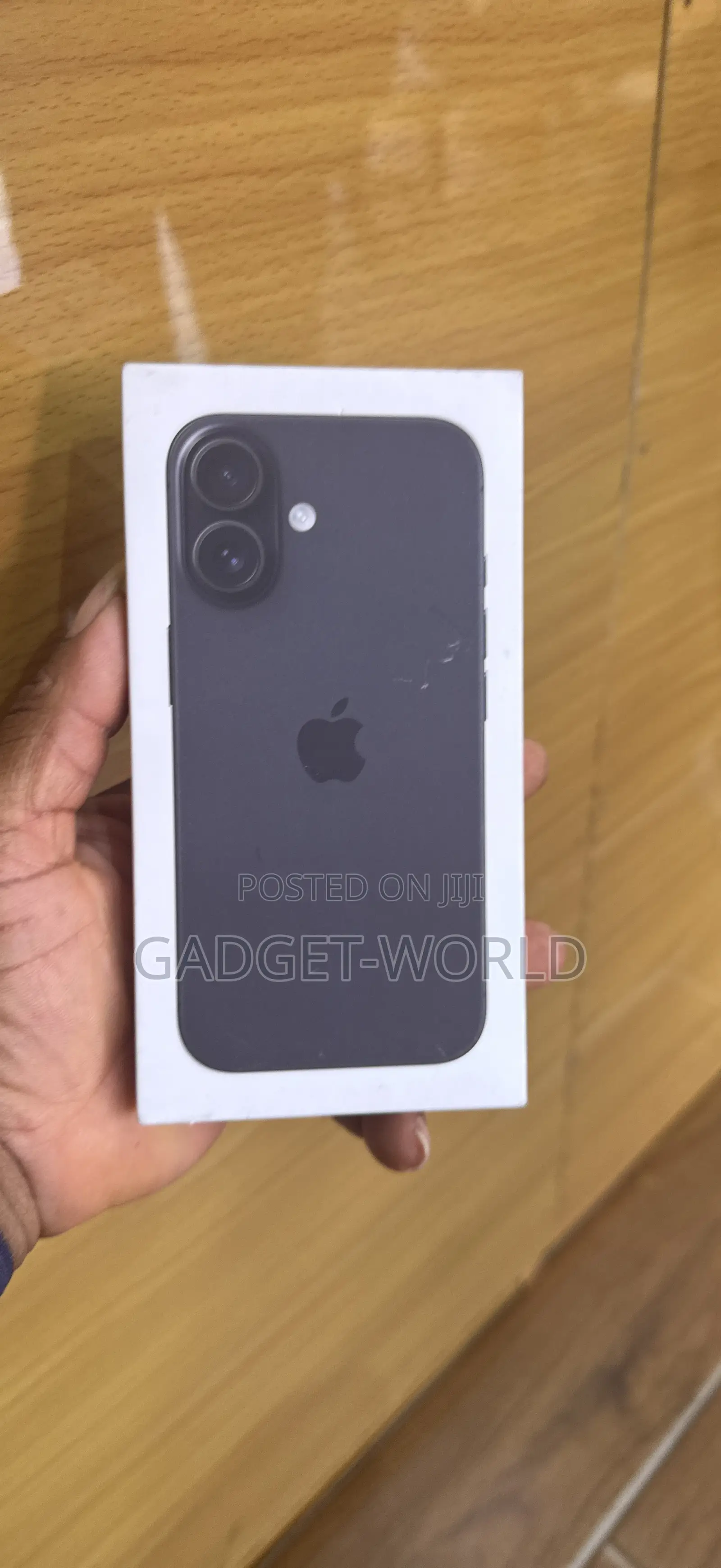 New Apple iPhone 16 128 GB Black