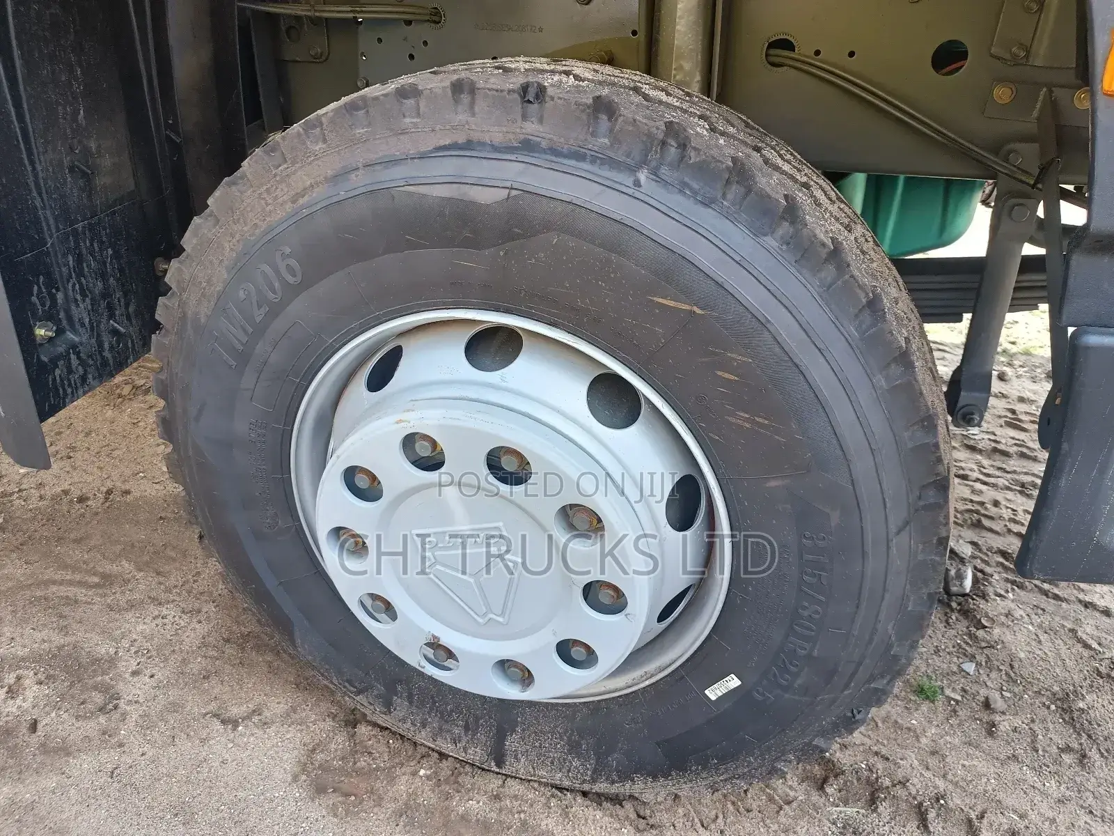 China Used Howo Tipper Truck 371 10tires 2004 Yellow
