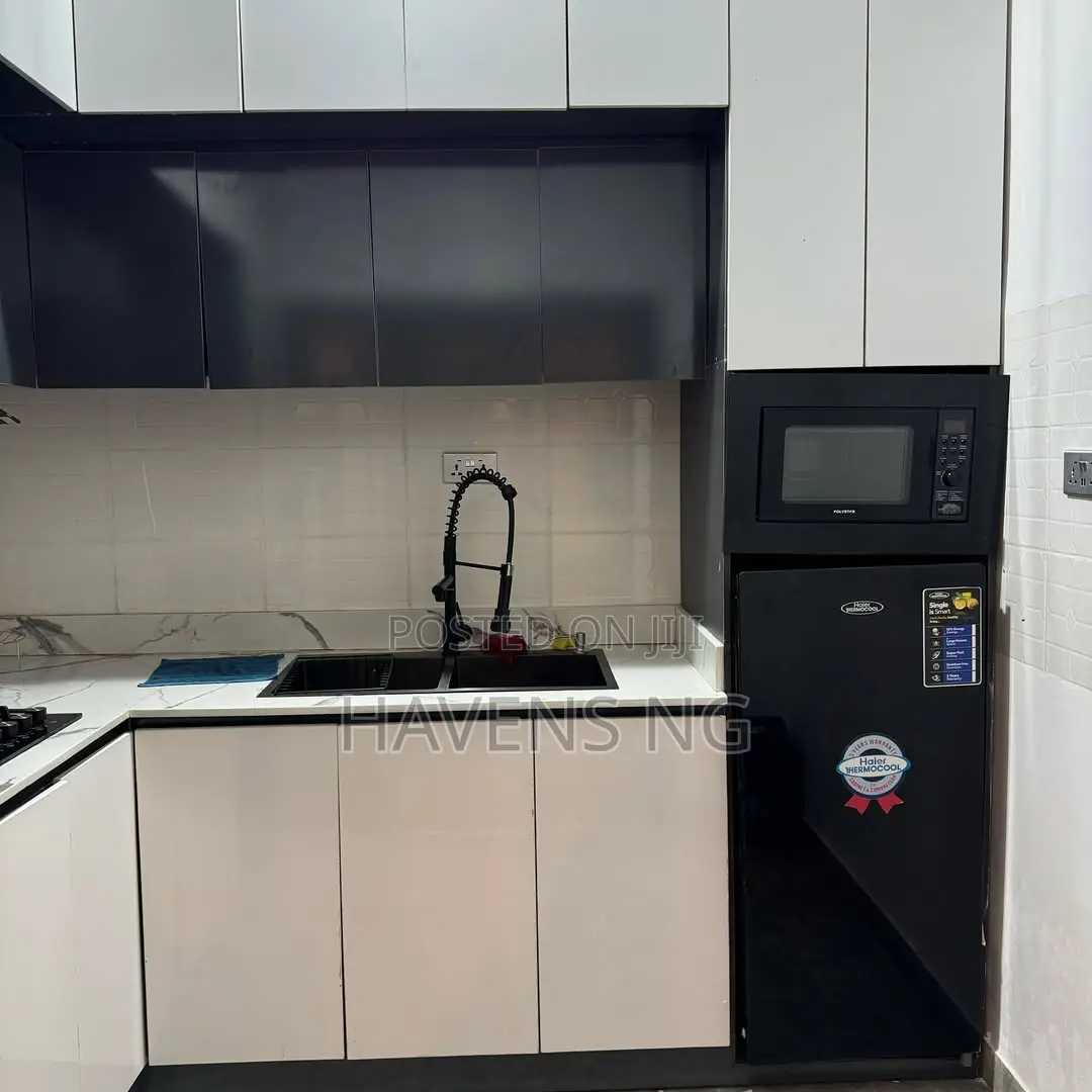 Stylish 1-Bedroom Apartment in Jahi (By Gilmore), Abuja