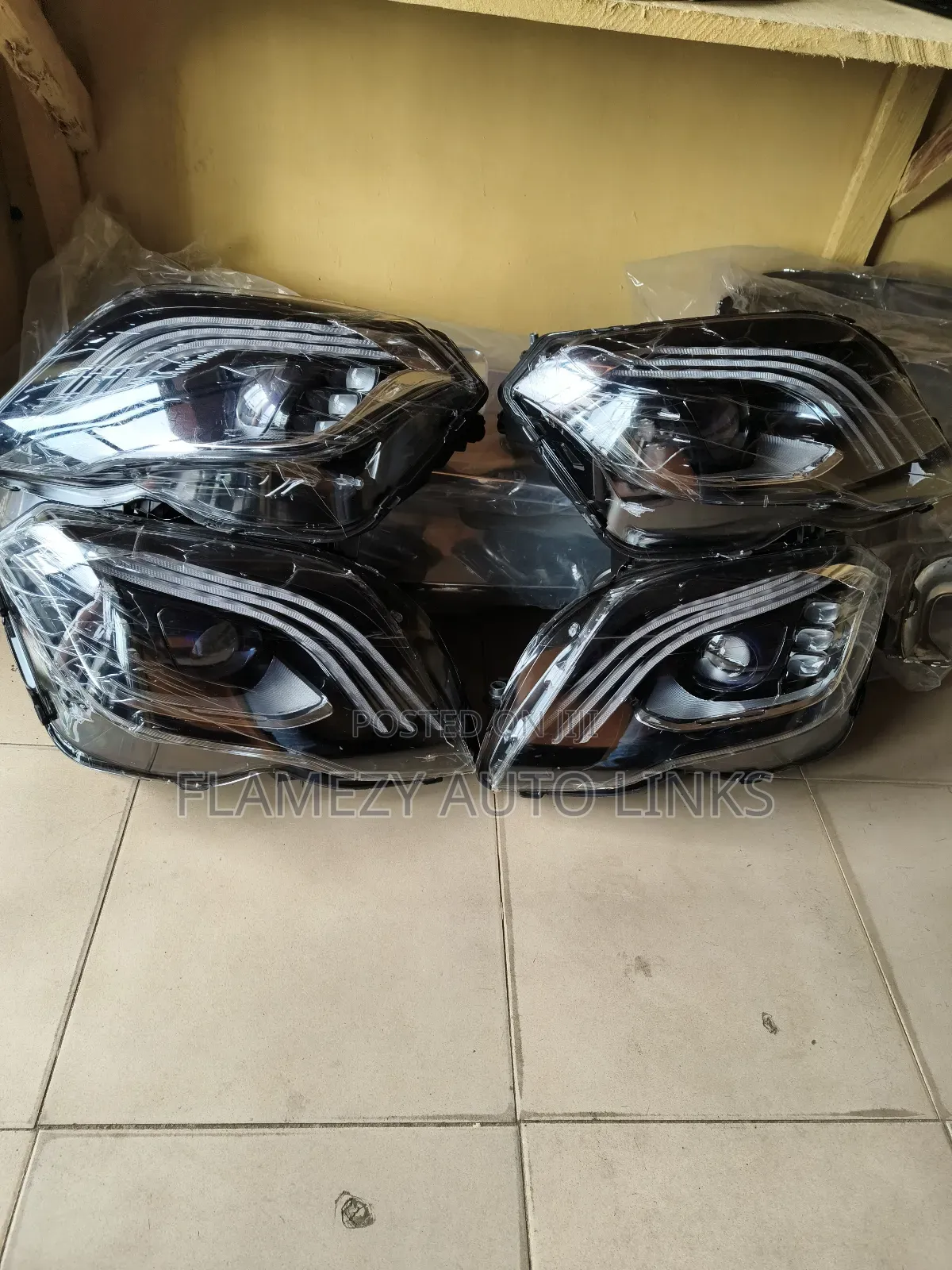 GLK 350 Mercedes Benz Maybach Headlights