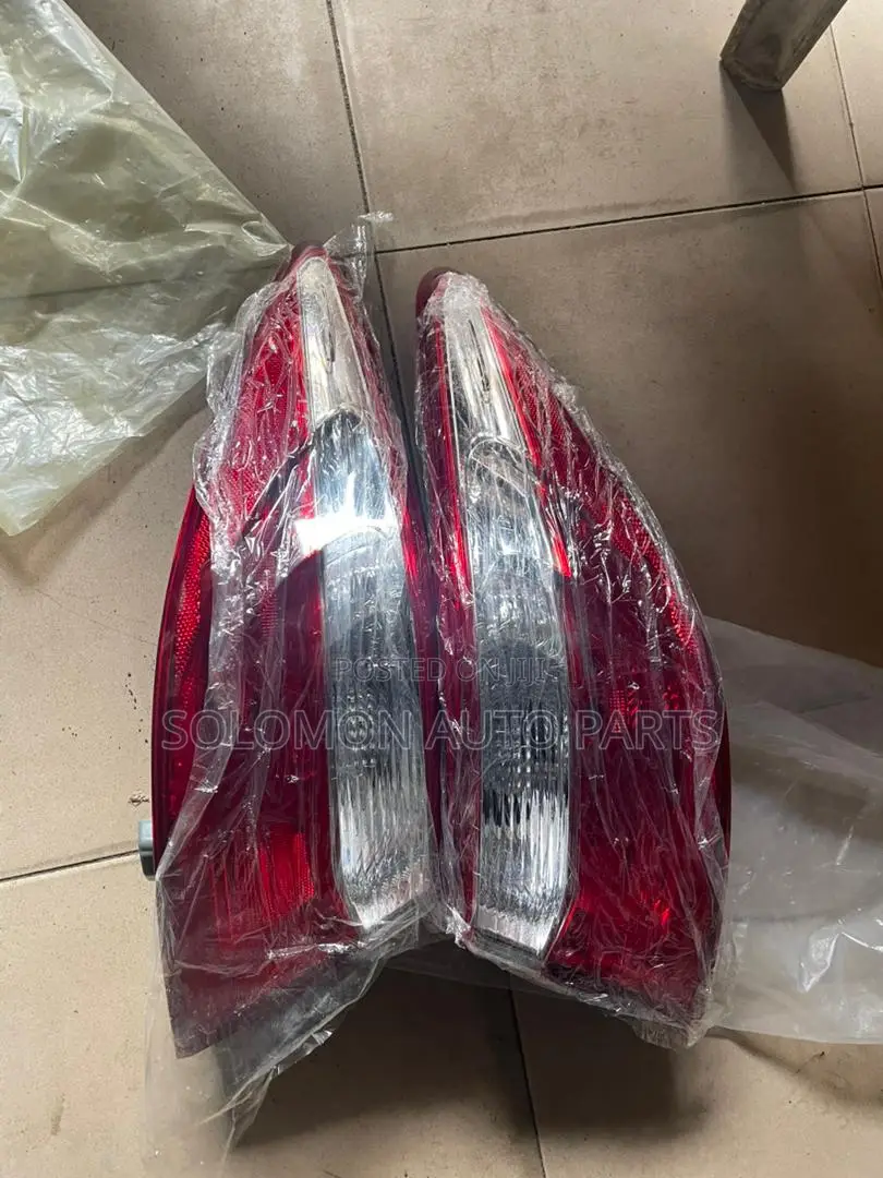 Tail Light or Rearlight Toyota Camry 2015 Set Depo