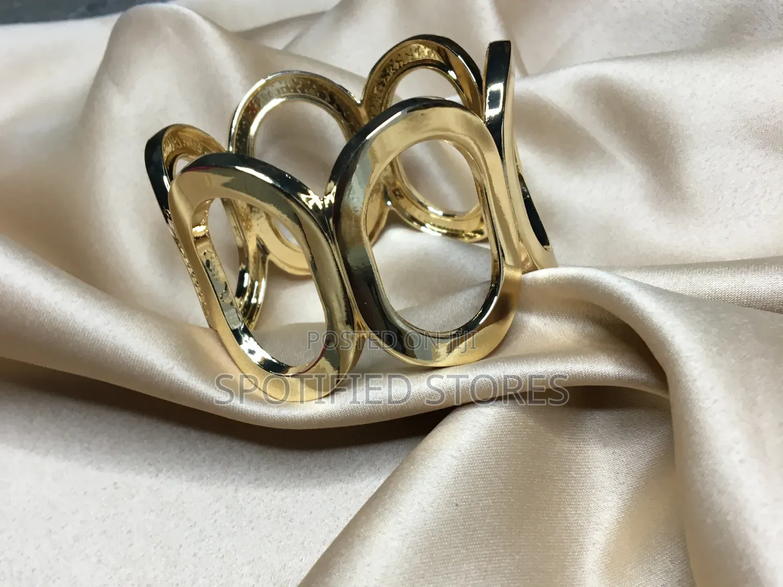 Curvy Gold Chunky Bangles
