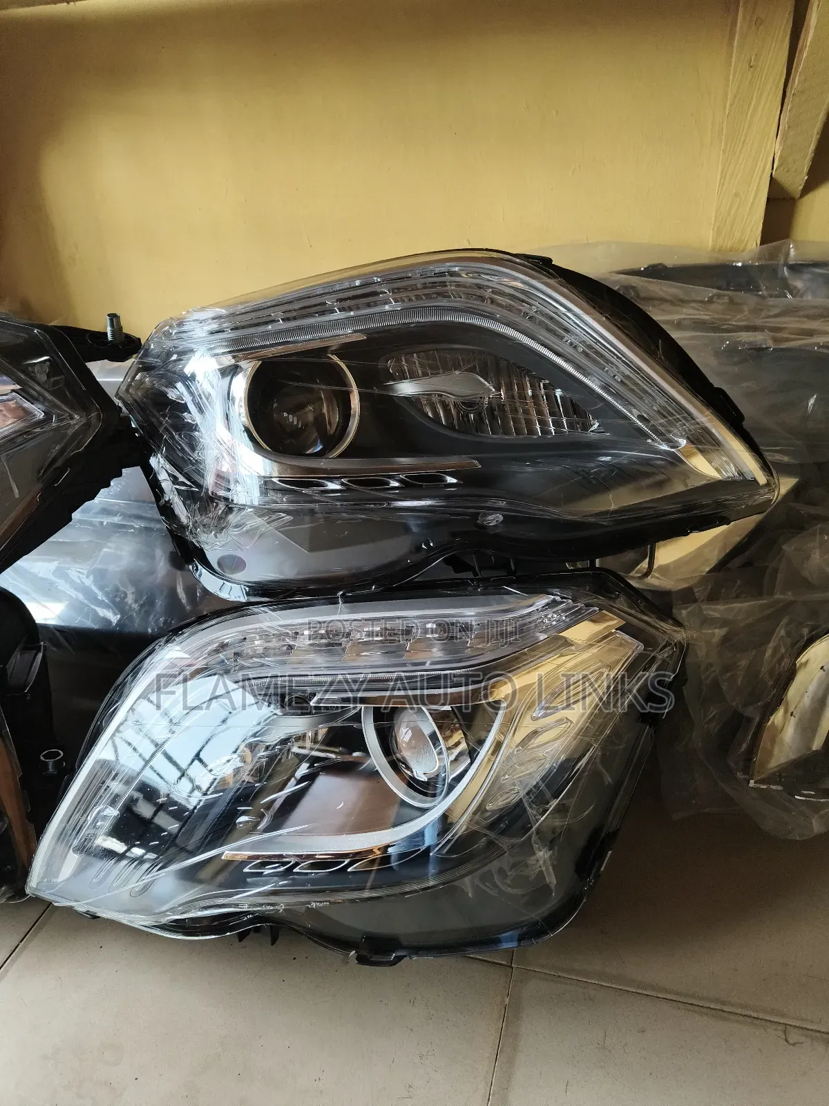 Mercedes Benz GLK 350 2013 Charger Led Headlamp
