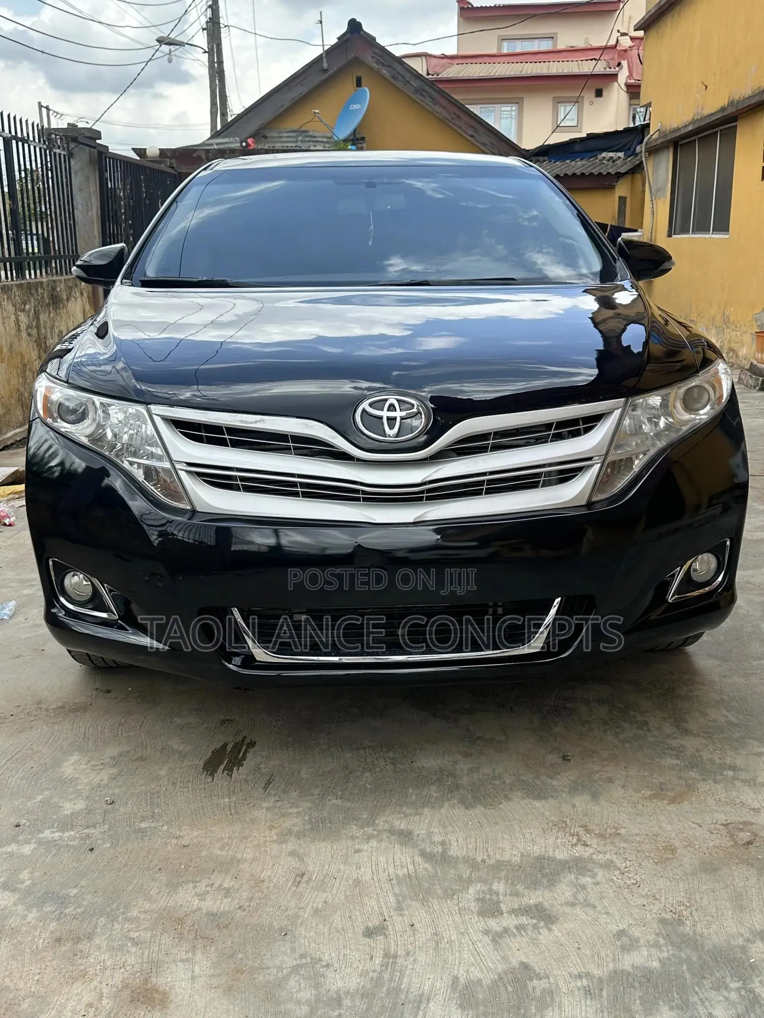 Toyota Venza LE FWD 2013 Black