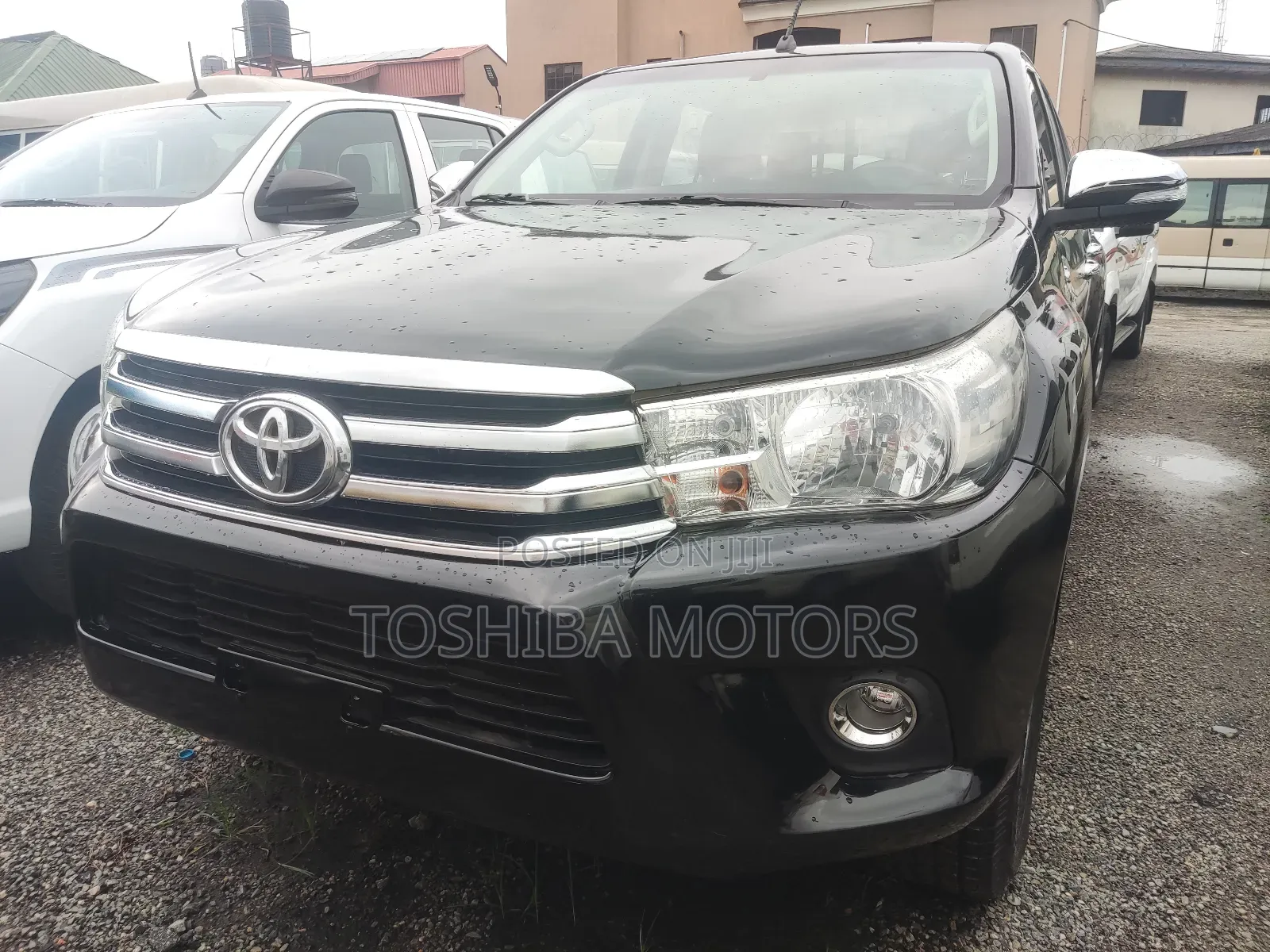 Toyota Hilux SR5 4x4 2018 Black