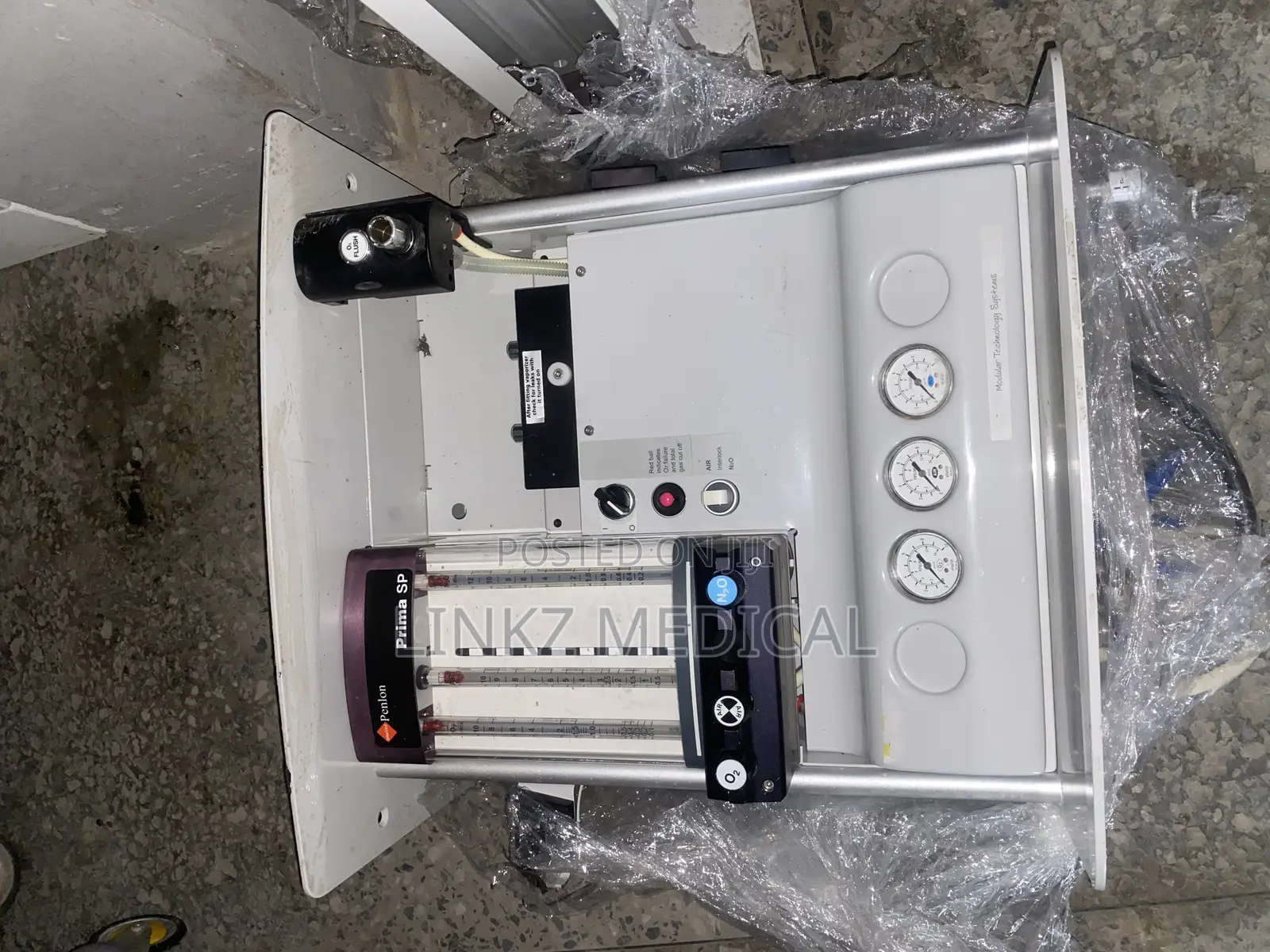 Wall Hanging/Portable Anastheic Machine
