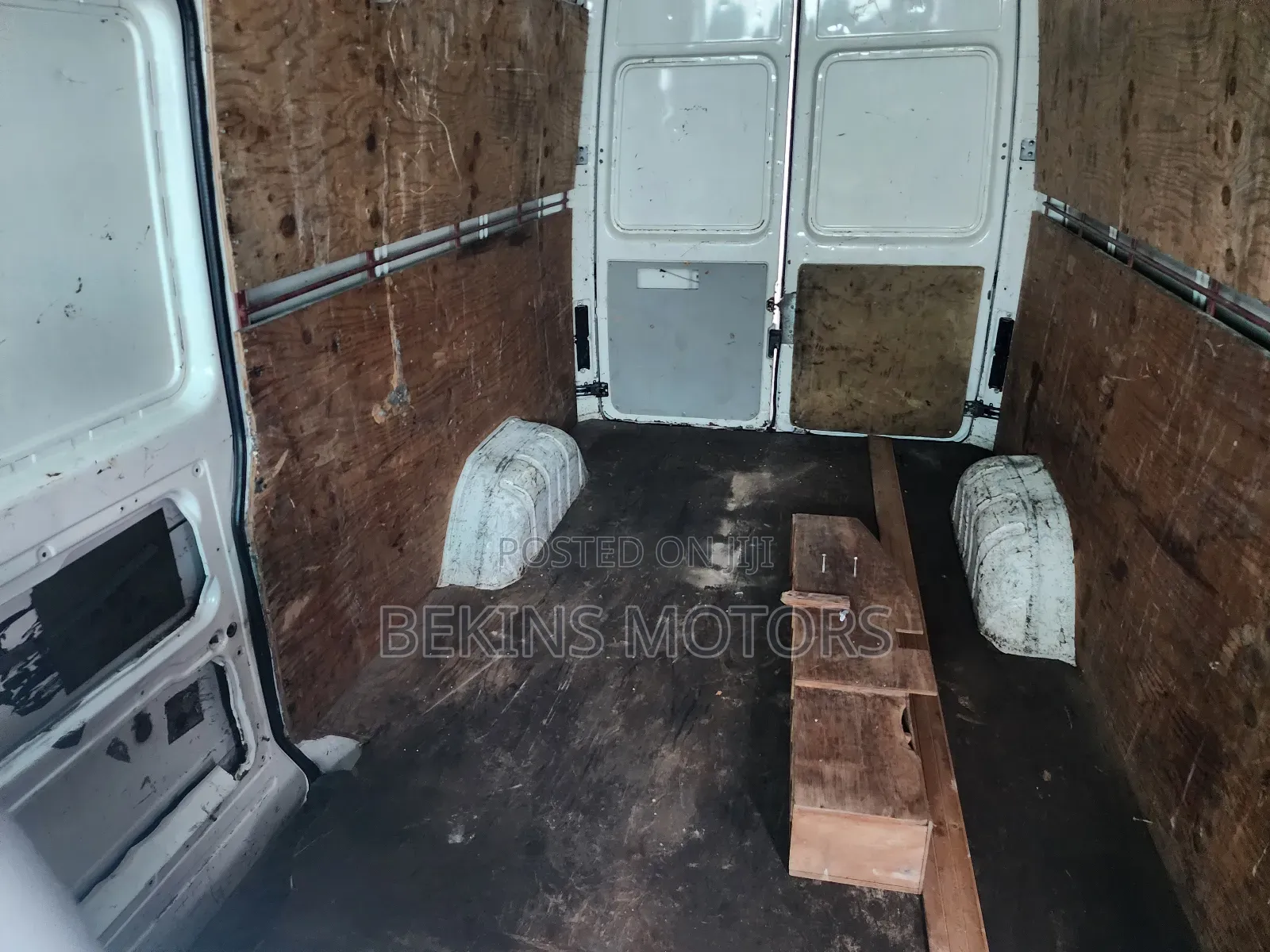 Volkswagen LT 2010 Silver