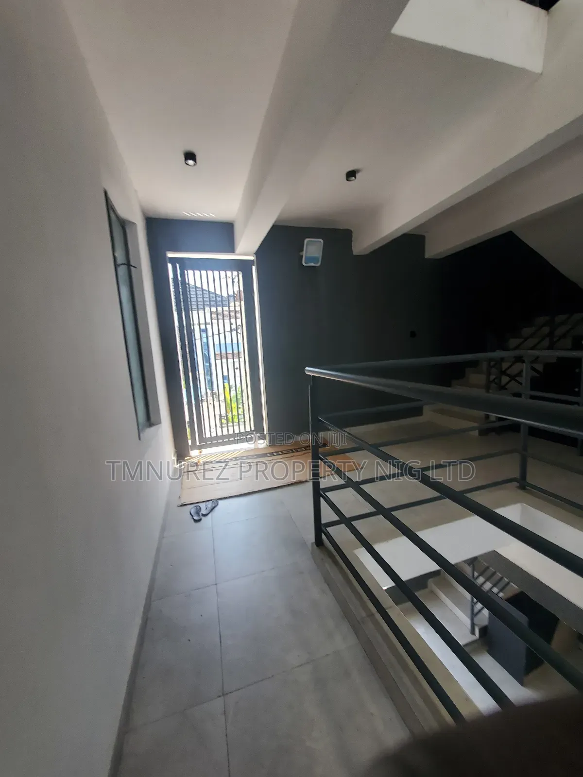 Shop for Sale at Jakande Axis,