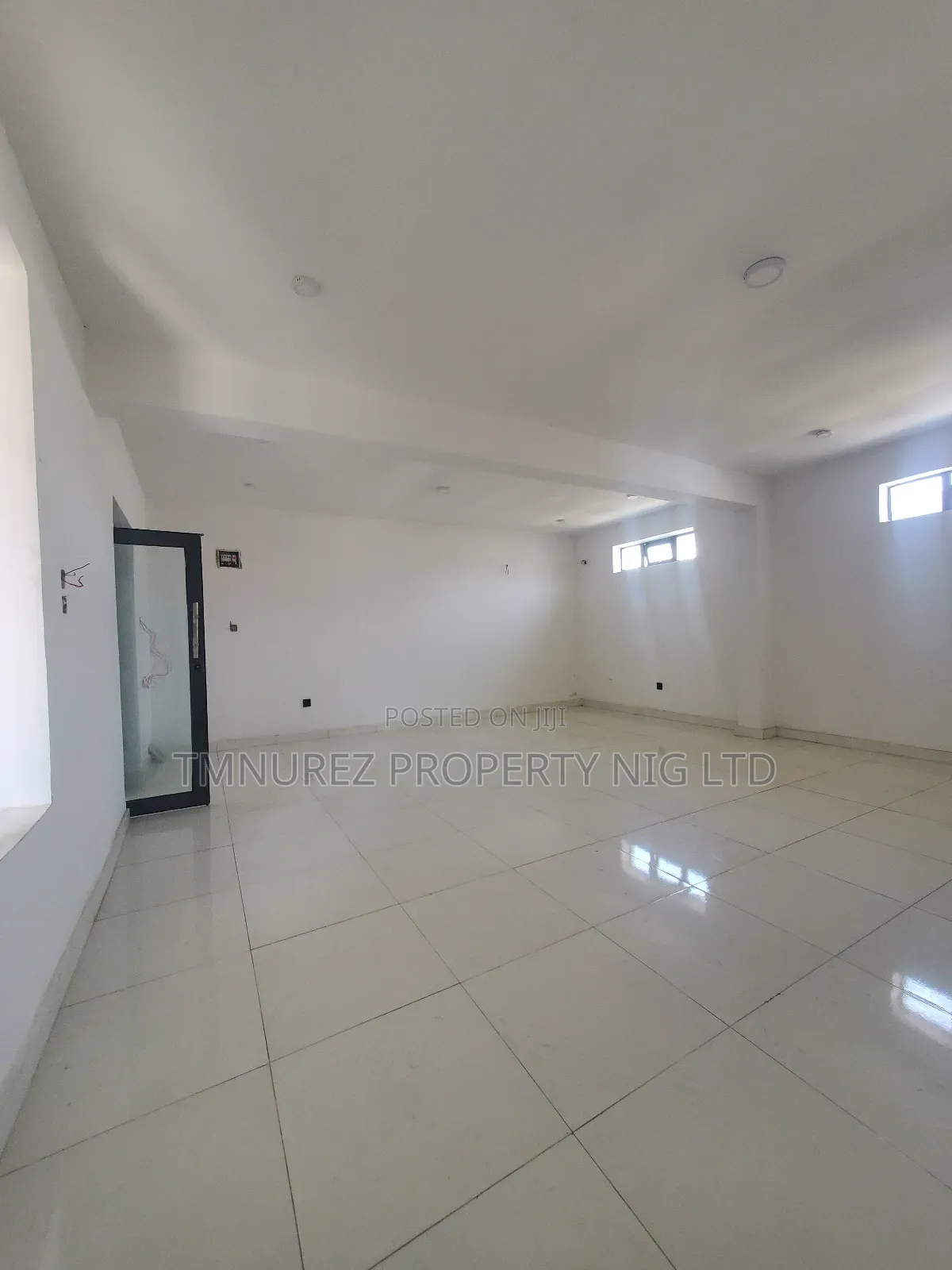 Shop for Sale at Jakande Axis,