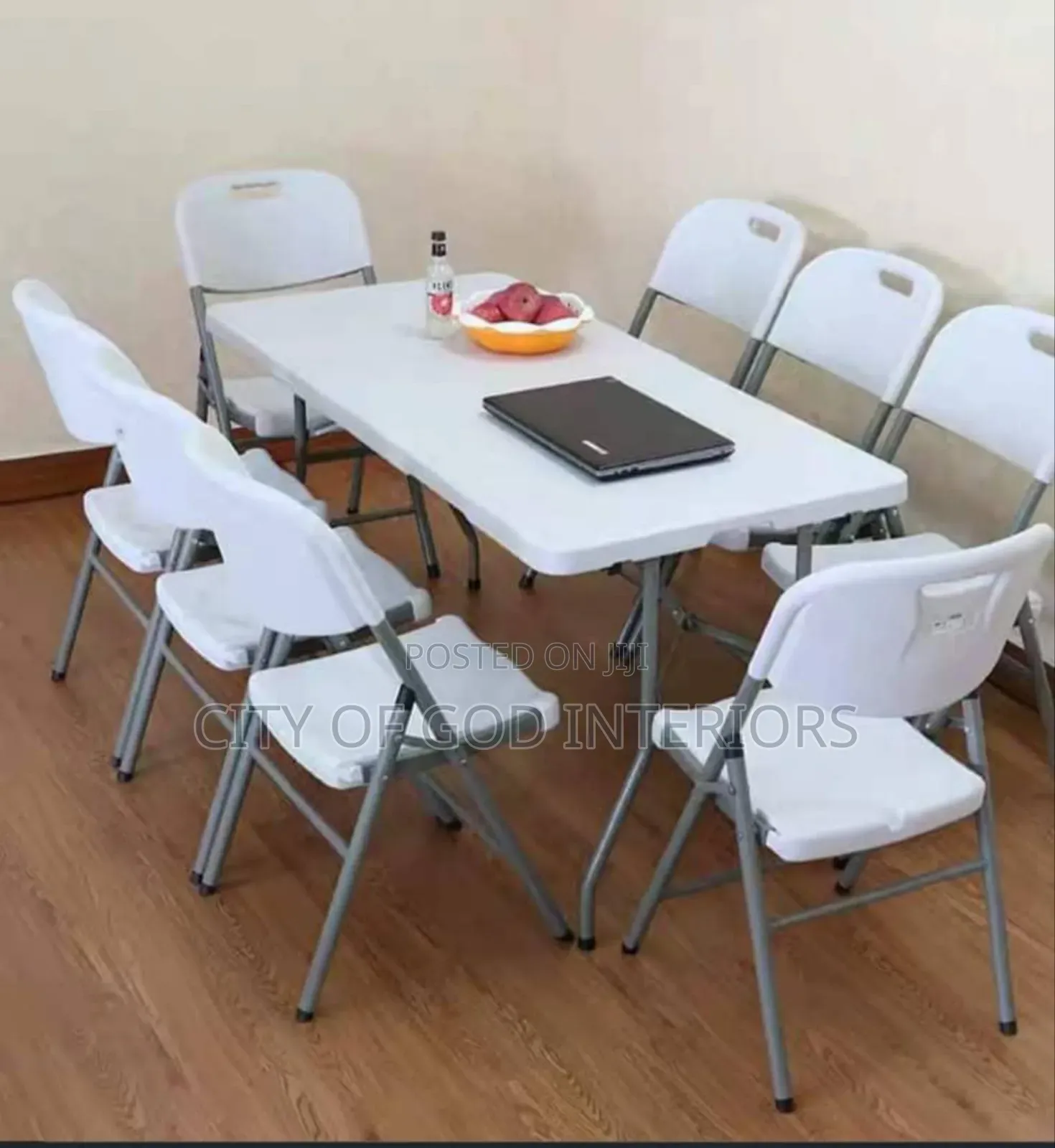 Unique Restaurant/Student Chair and Table