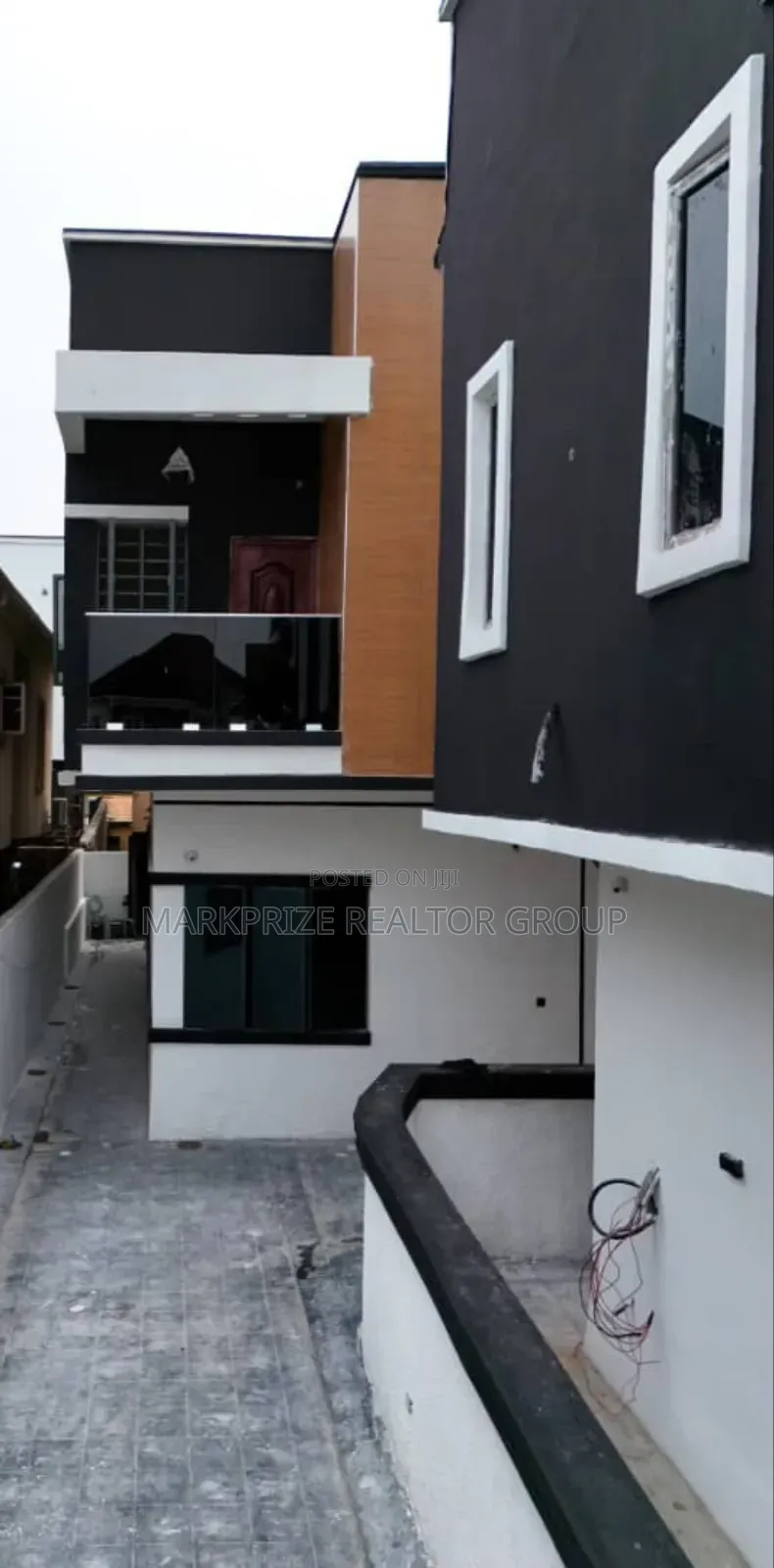 4bdrm Duplex in Chevron Lekki Lagos for sale