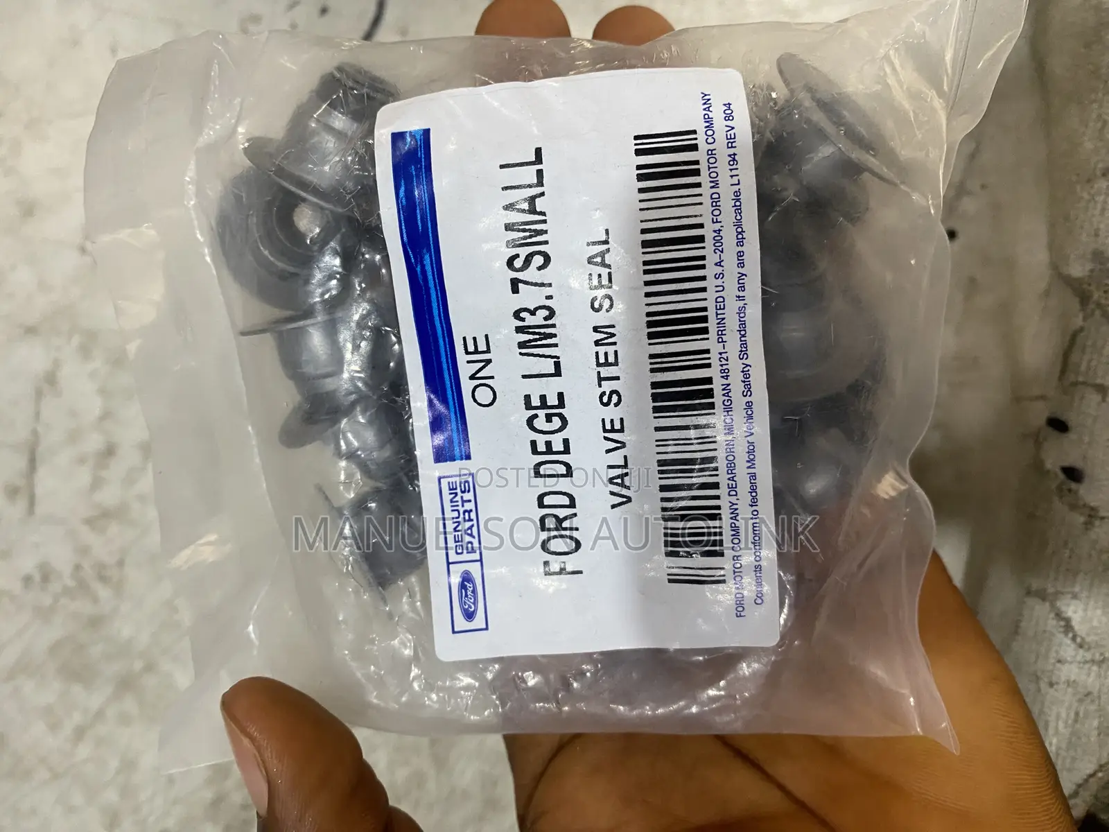 Valve Seal for Ford F150,Escape,Edge,Ranger,Focus Chevrolet