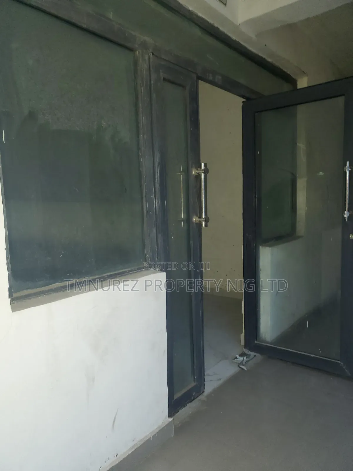 Groundfloor Shop for Rent,Along the Road Ologolo Axis