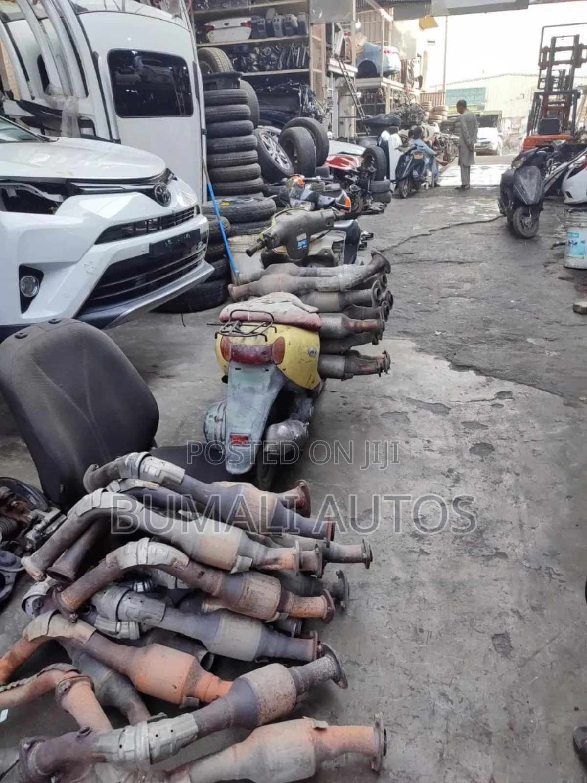 Center Catalyst Direct Follow Come Toyota Rav4 2014 Model