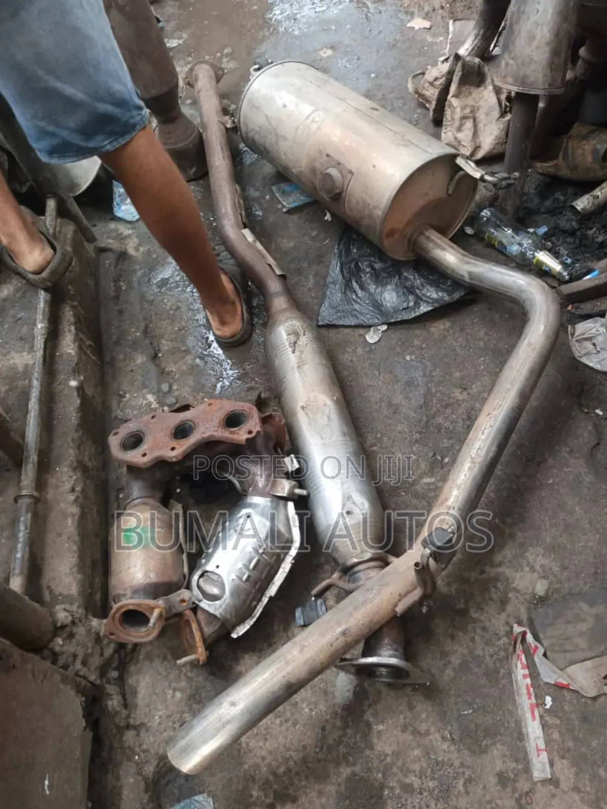 Complete Exhaust and Catalyst Toyota Sienna 2012-2015 Model