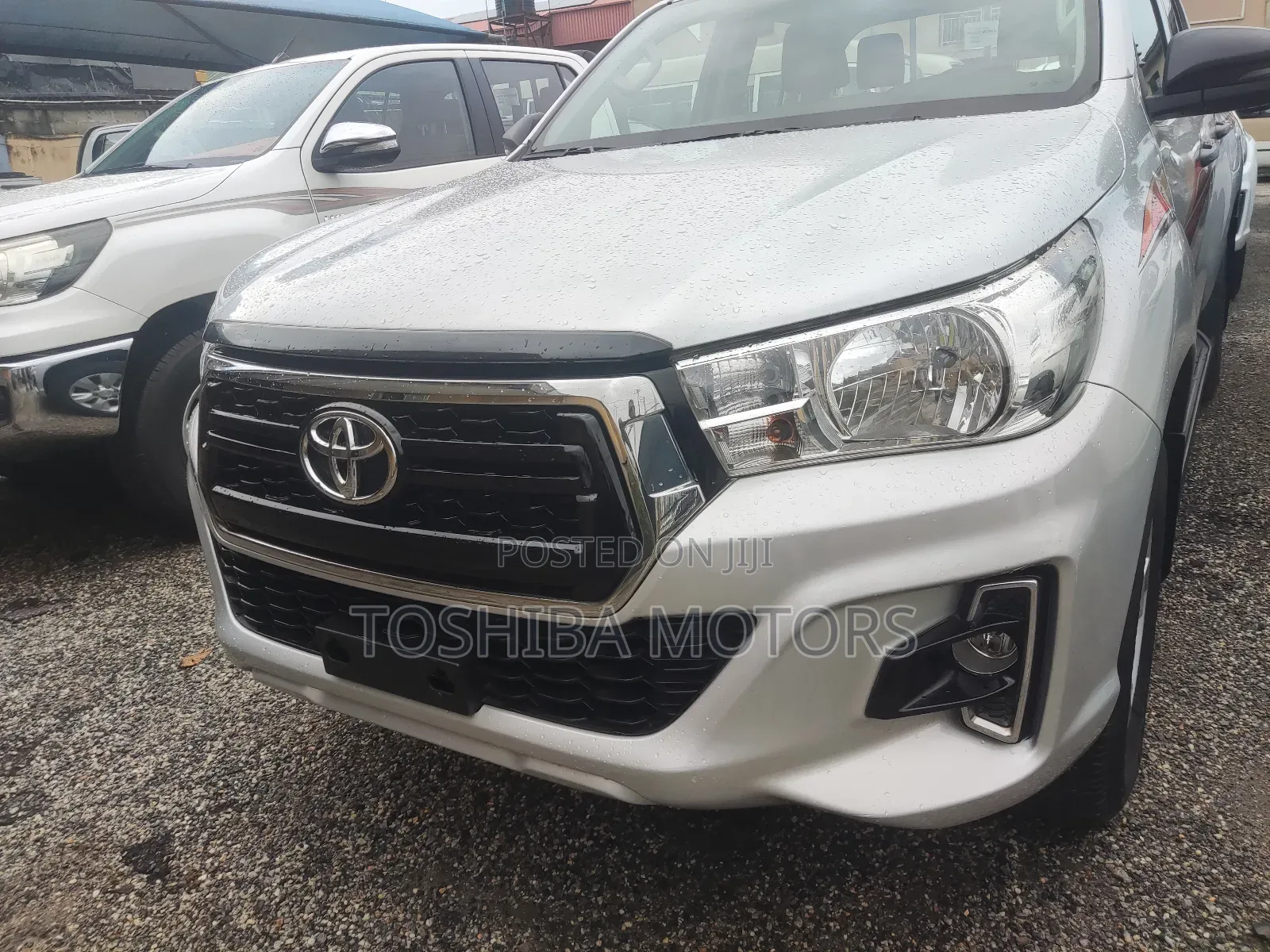 Toyota Hilux SR5 4x4 2019 Silver
