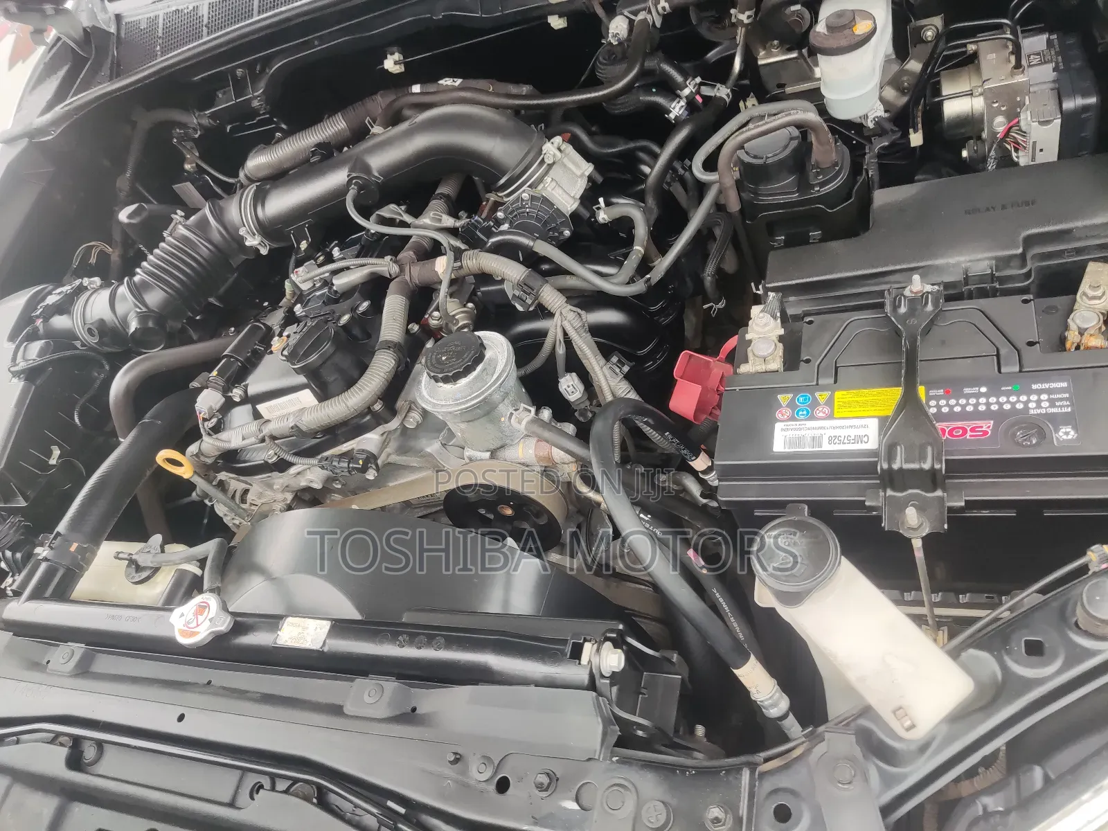 Toyota Hilux SR5 4x4 2019 Silver