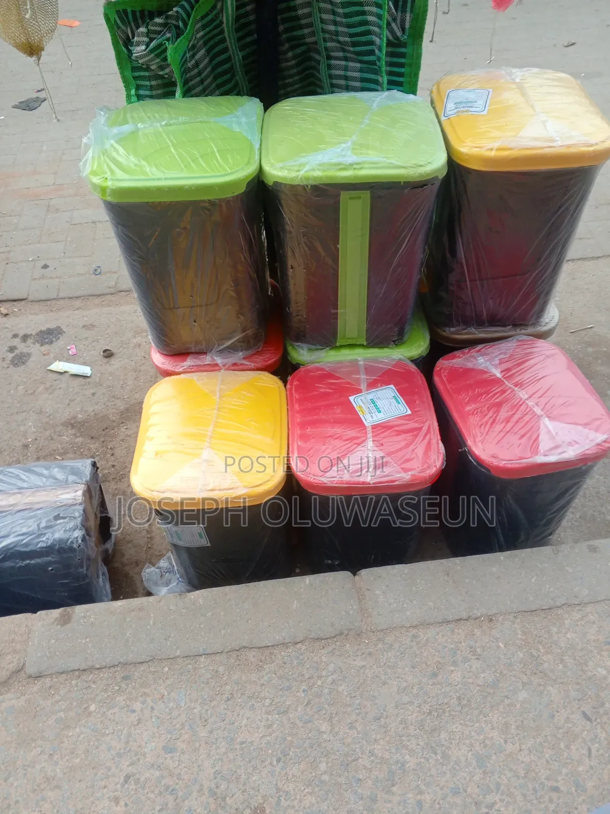 *Plastic Dustbin*