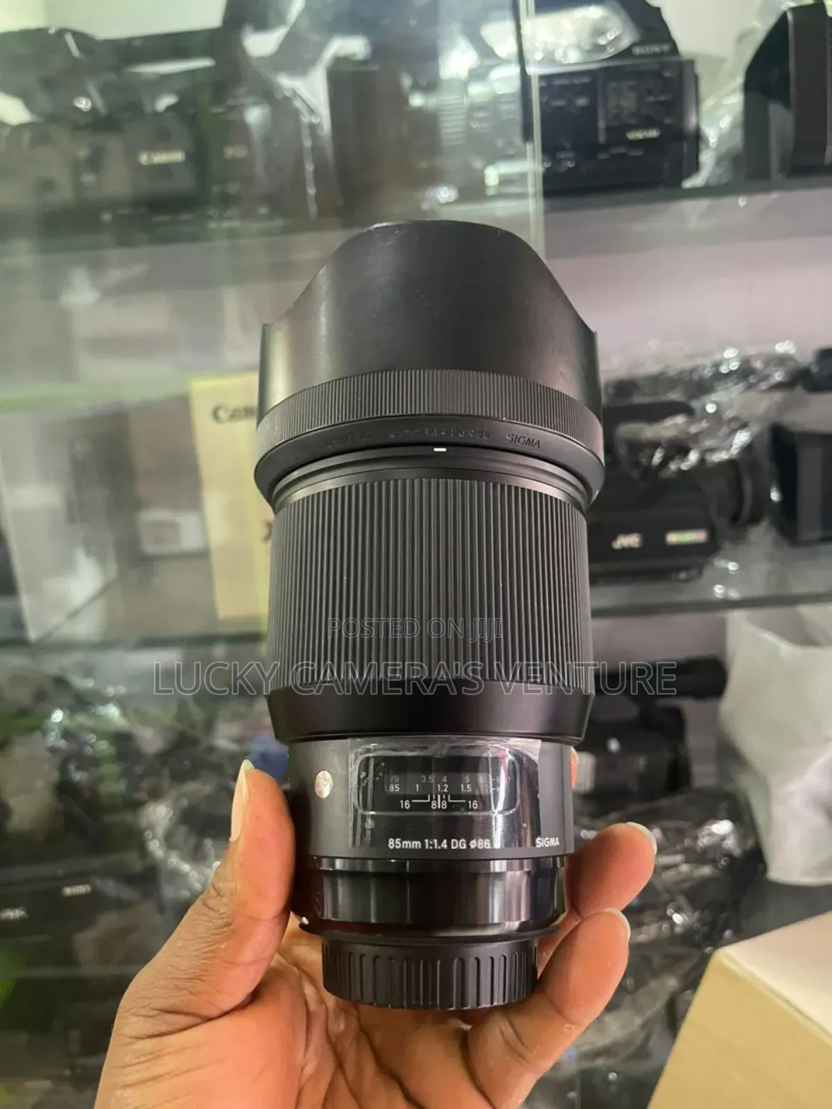 Sigma 85mm Lens 1:1.4 Dg