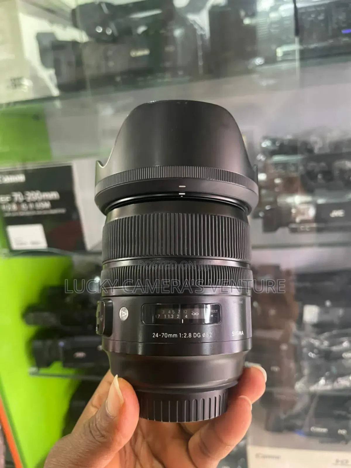 Sigma 24 to 70mm Lens, 1.2dg