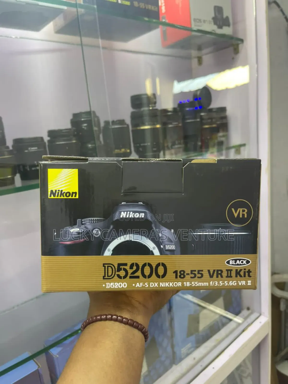 Nikon D5200,With 18 - 55mm Lens