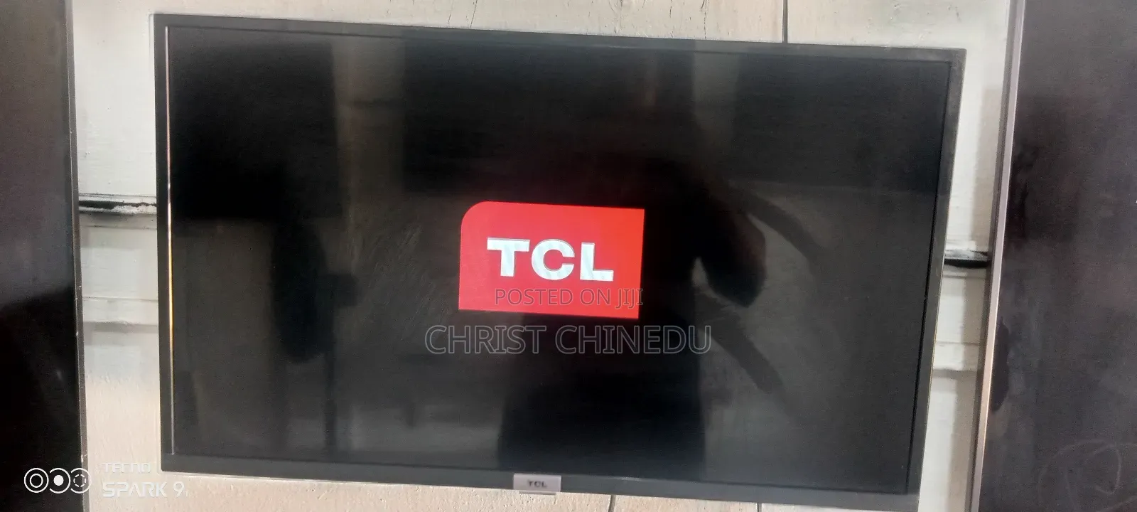 TCL 32inches Smart Android Tv
