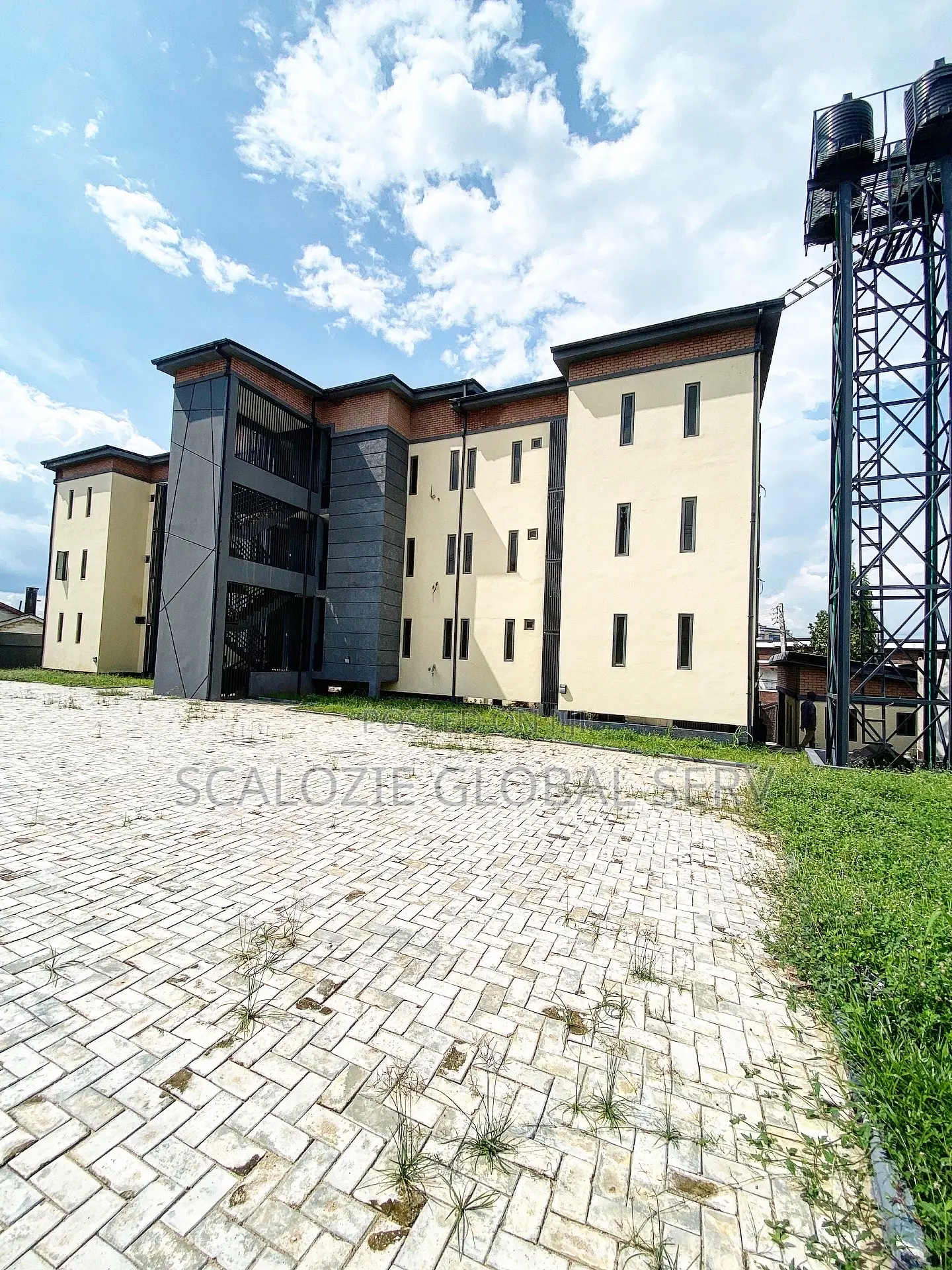 3bdrm Apartment in Old GRA for rent