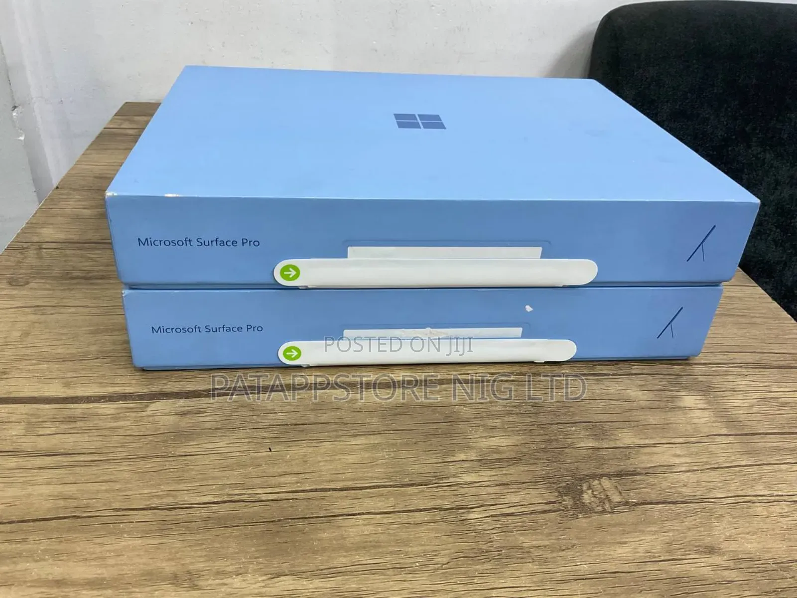 New Microsoft Surface Pro 11th Edition, a Copilot+ PC 16GB SSD 512GB