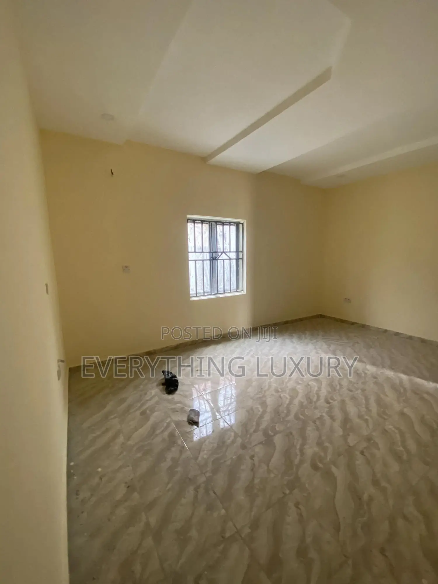 1bdrm Block of Flats in Ushafa for rent