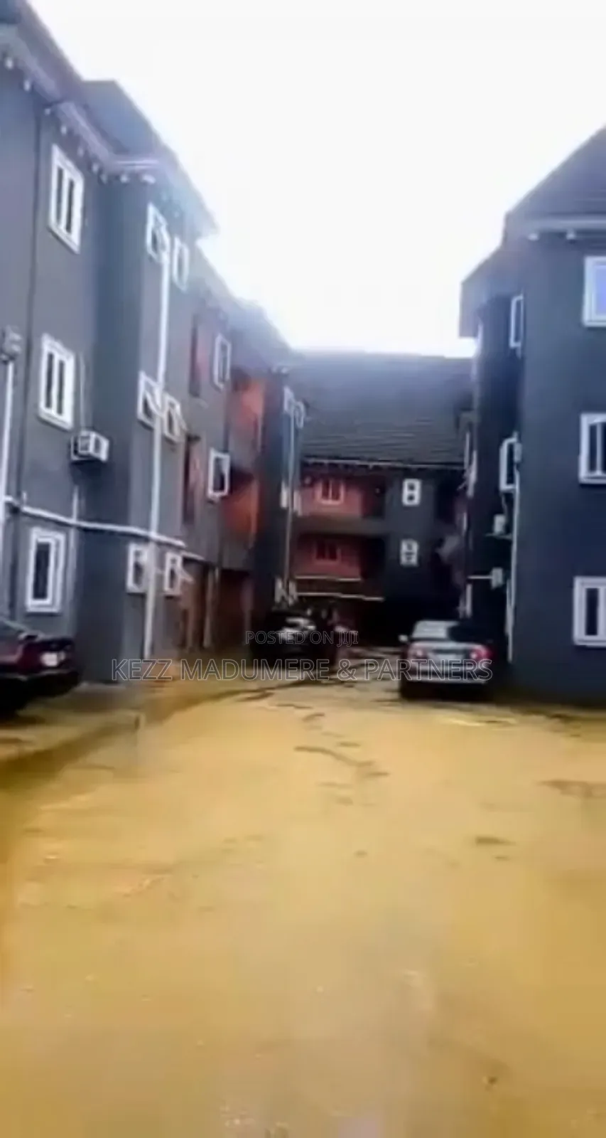 18bdrm Block of Flats in Cedarwood Estate for sale